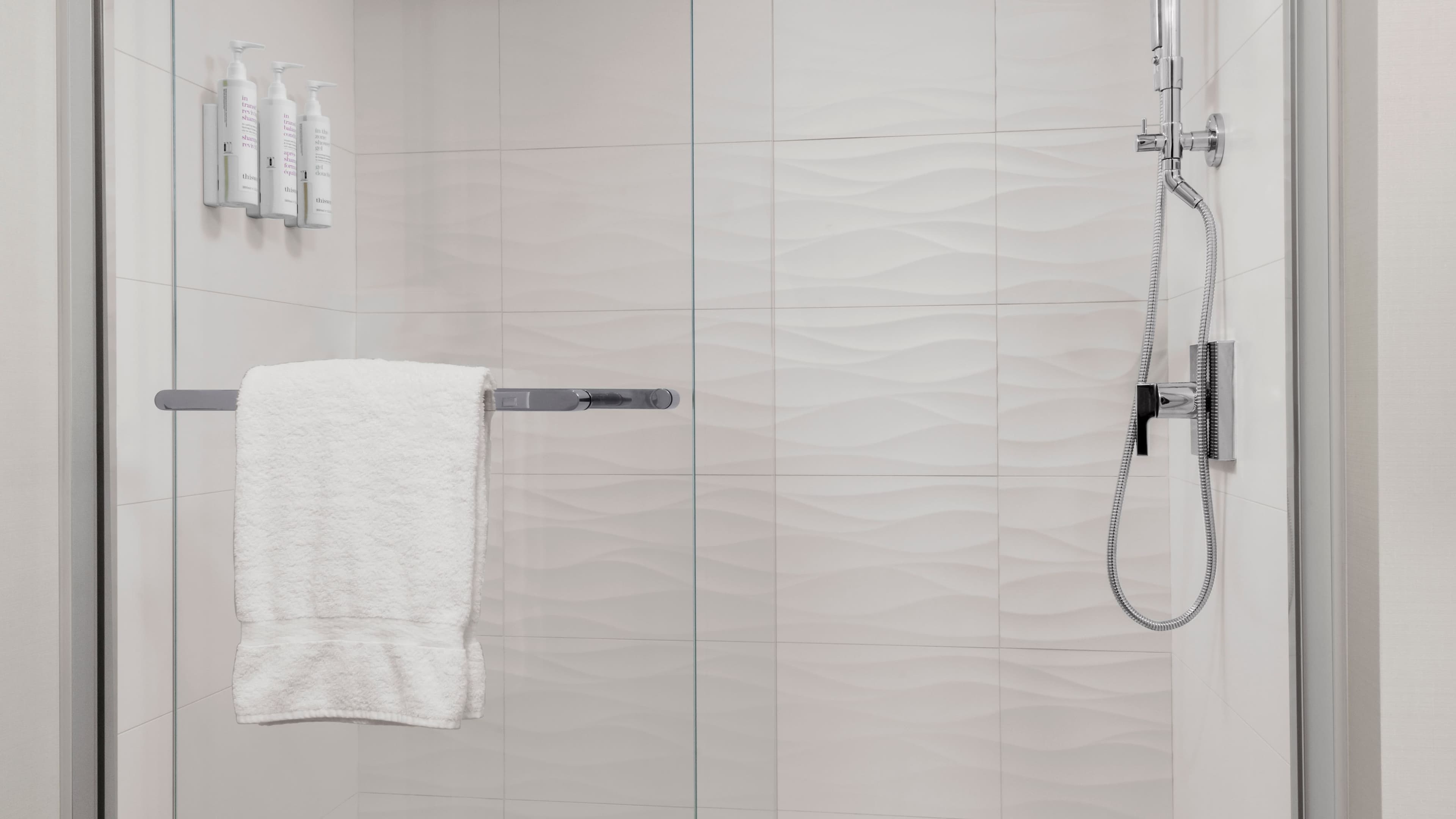 Suite - Image 6