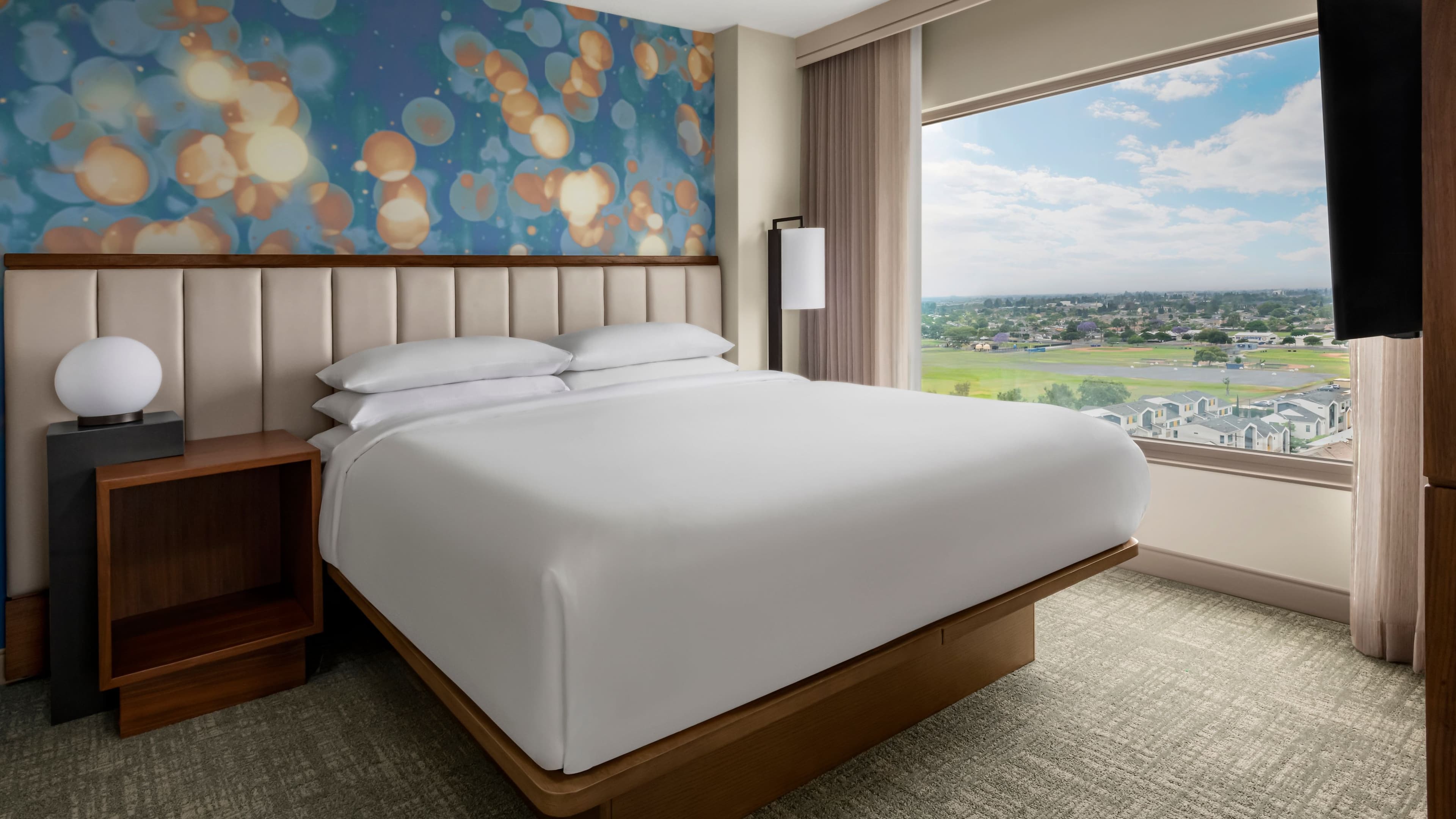Suite - Image 2