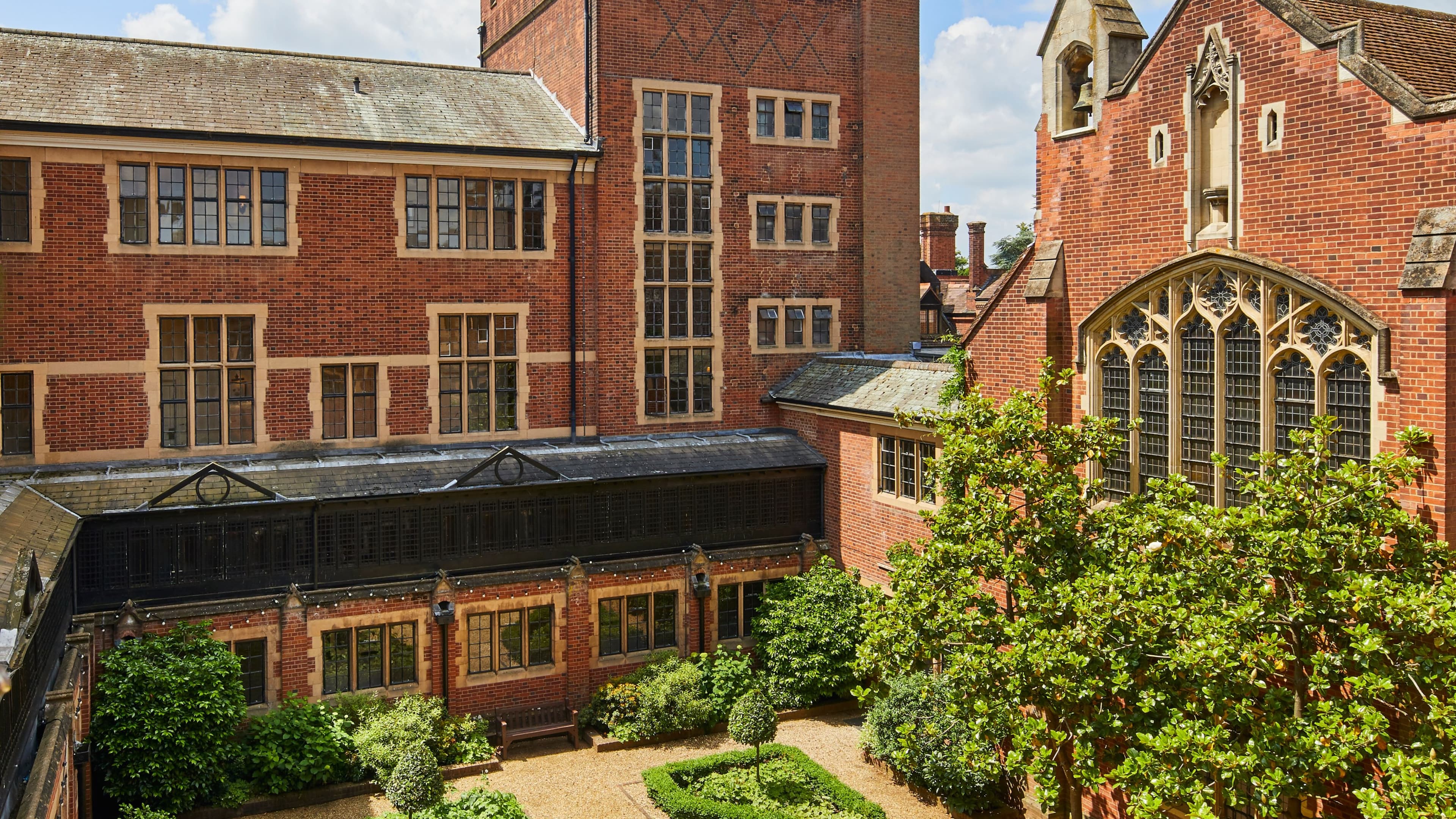 Hanbury Manor Marriott Hotel & Country Club — 5