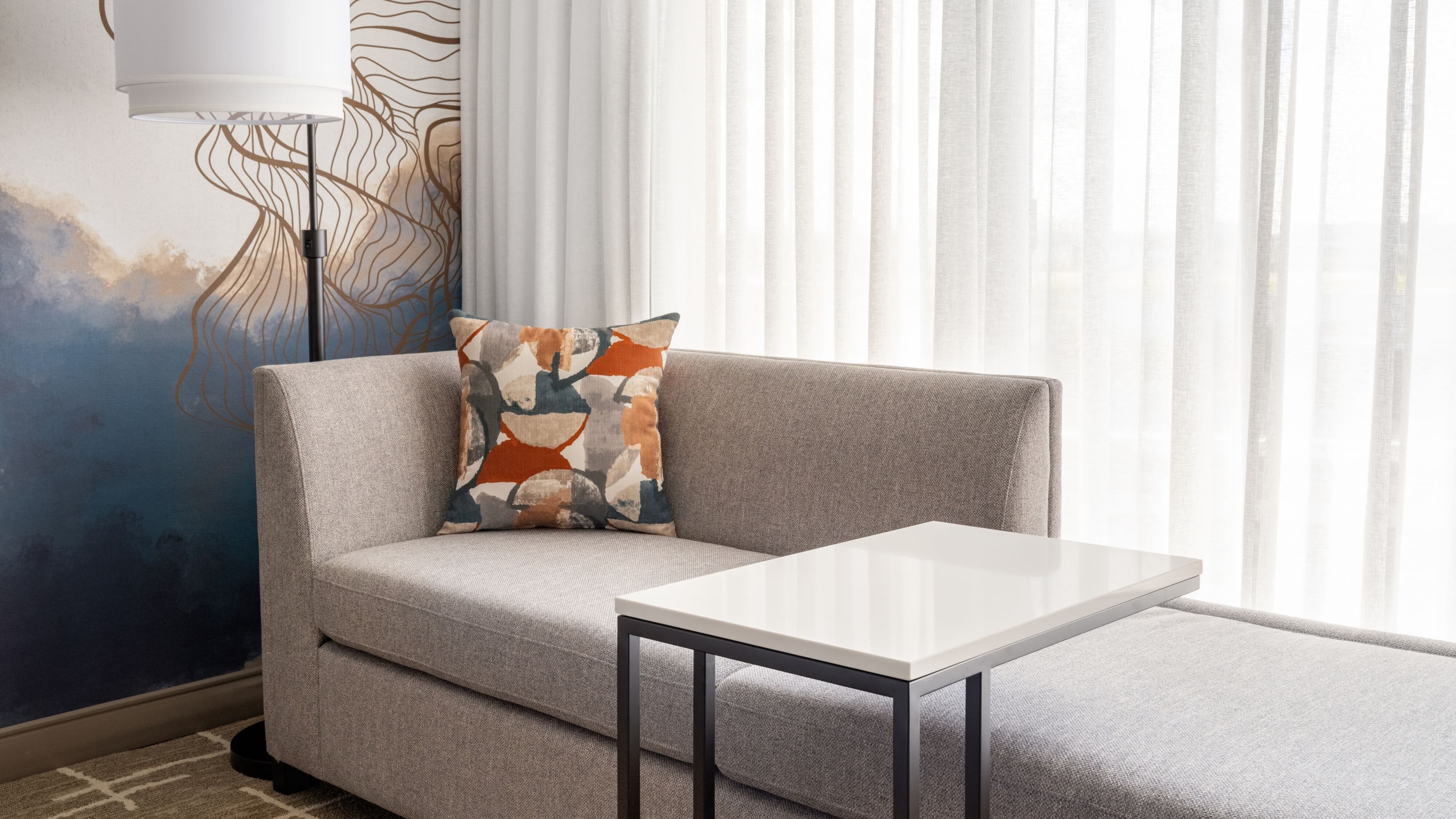 Holiday Inn Express & Suites Tampa Airport — 10