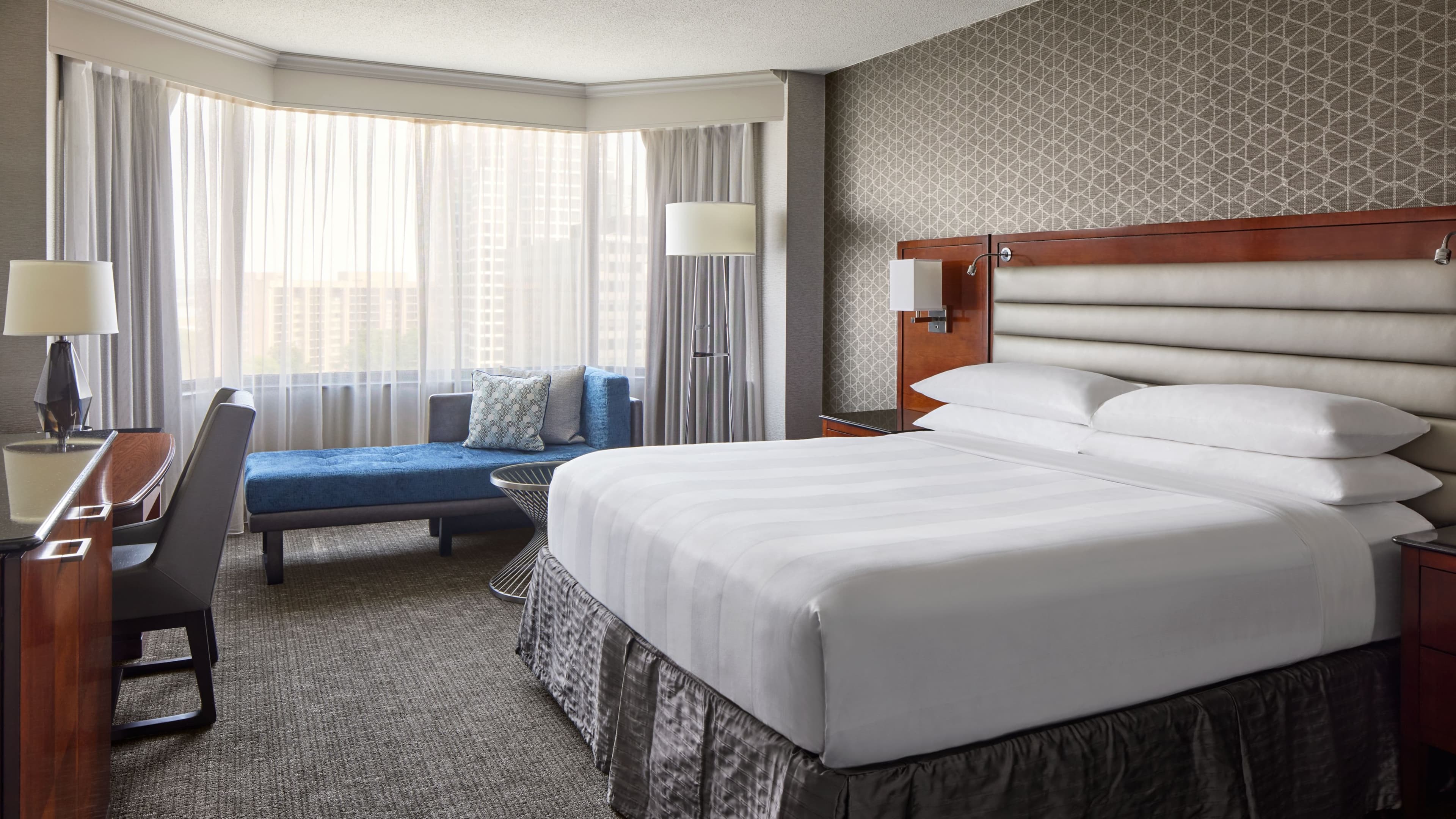 Crystal Gateway Marriott — 12
