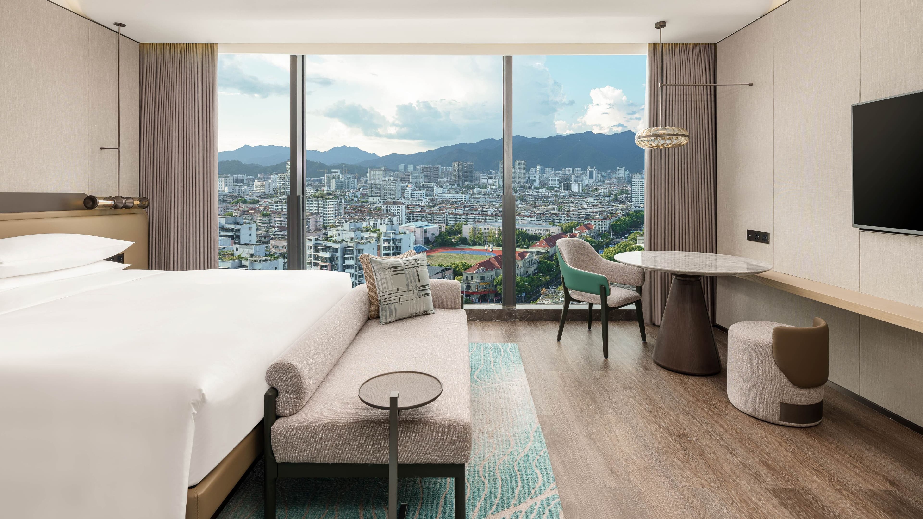 Lishui Marriott Hotel - Image 3