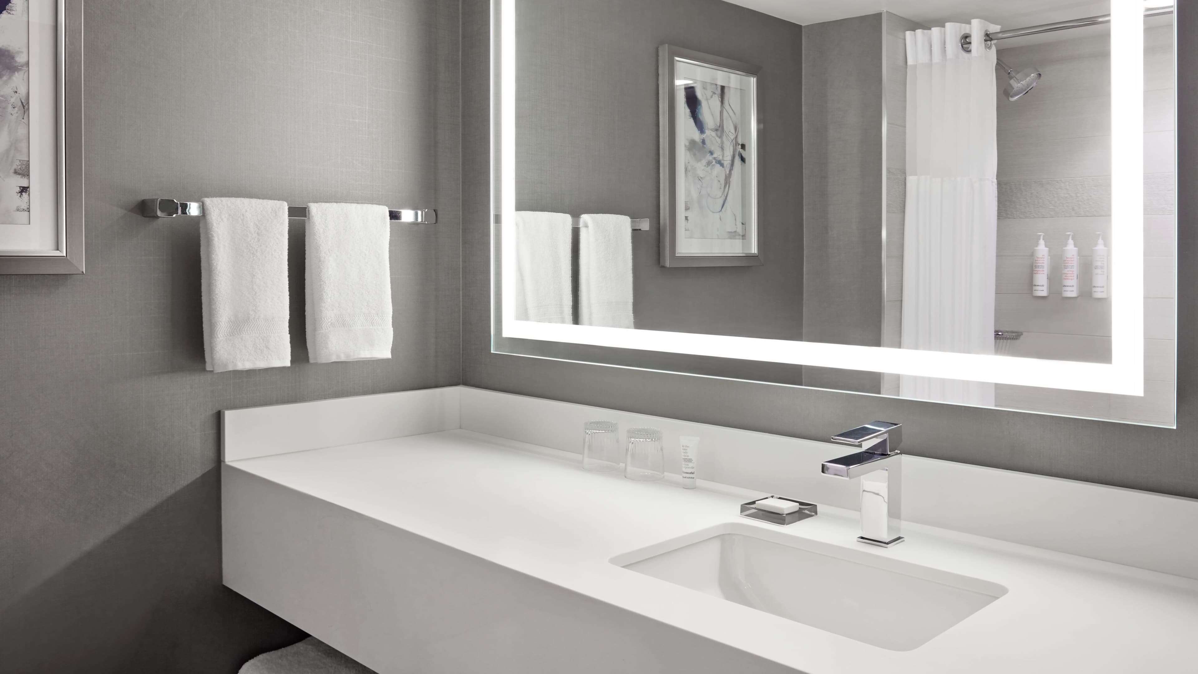 Calgary Marriott Downtown Hotel - Image 4