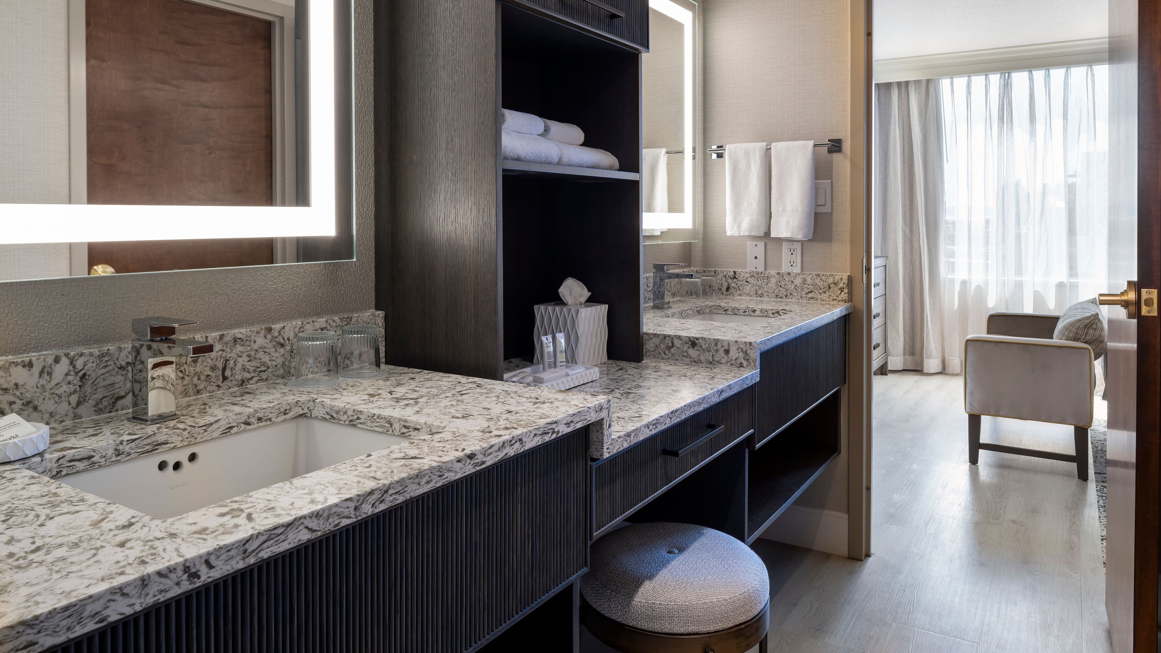 Victoria Marriott Inner Harbour — 17