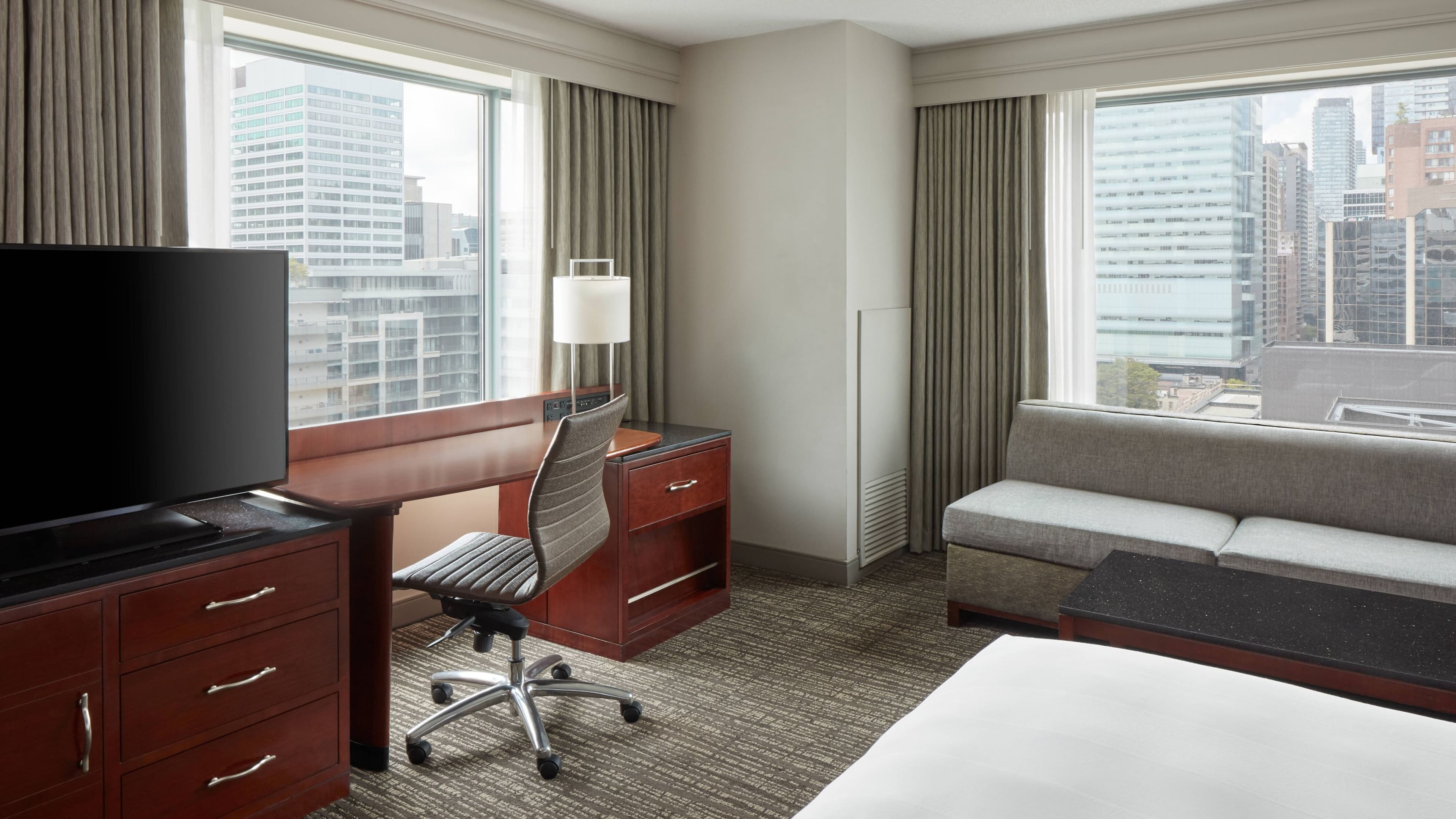 Marriott Downtown at CF Toronto Eaton Centre — 22