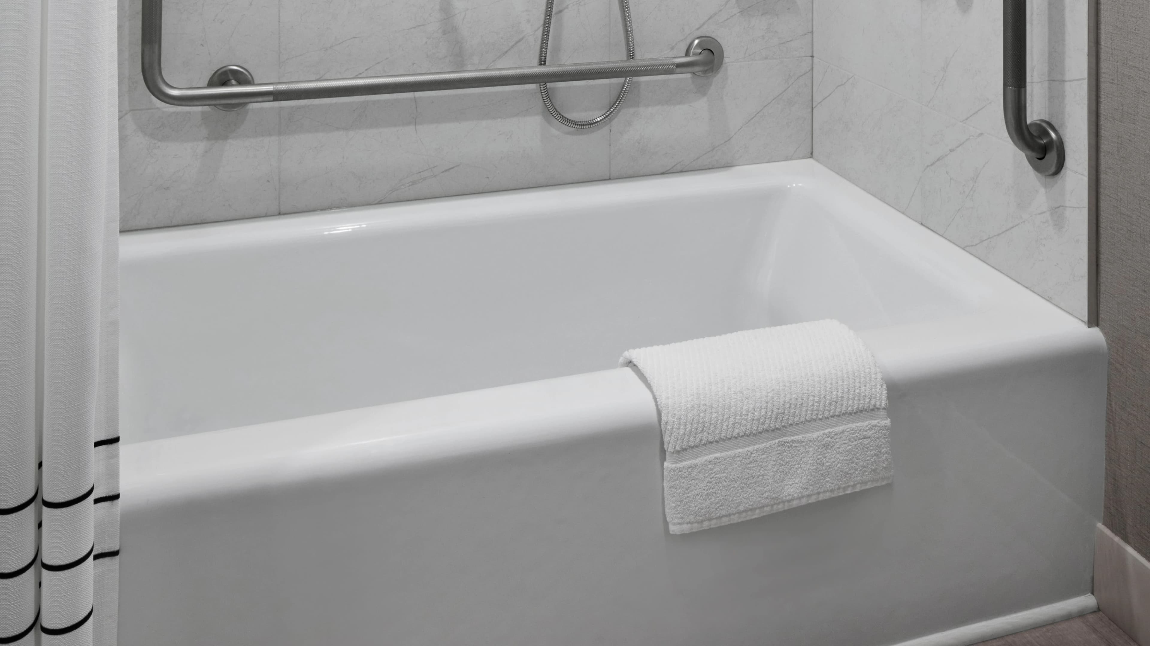 Toronto Airport Marriott Hotel — 38