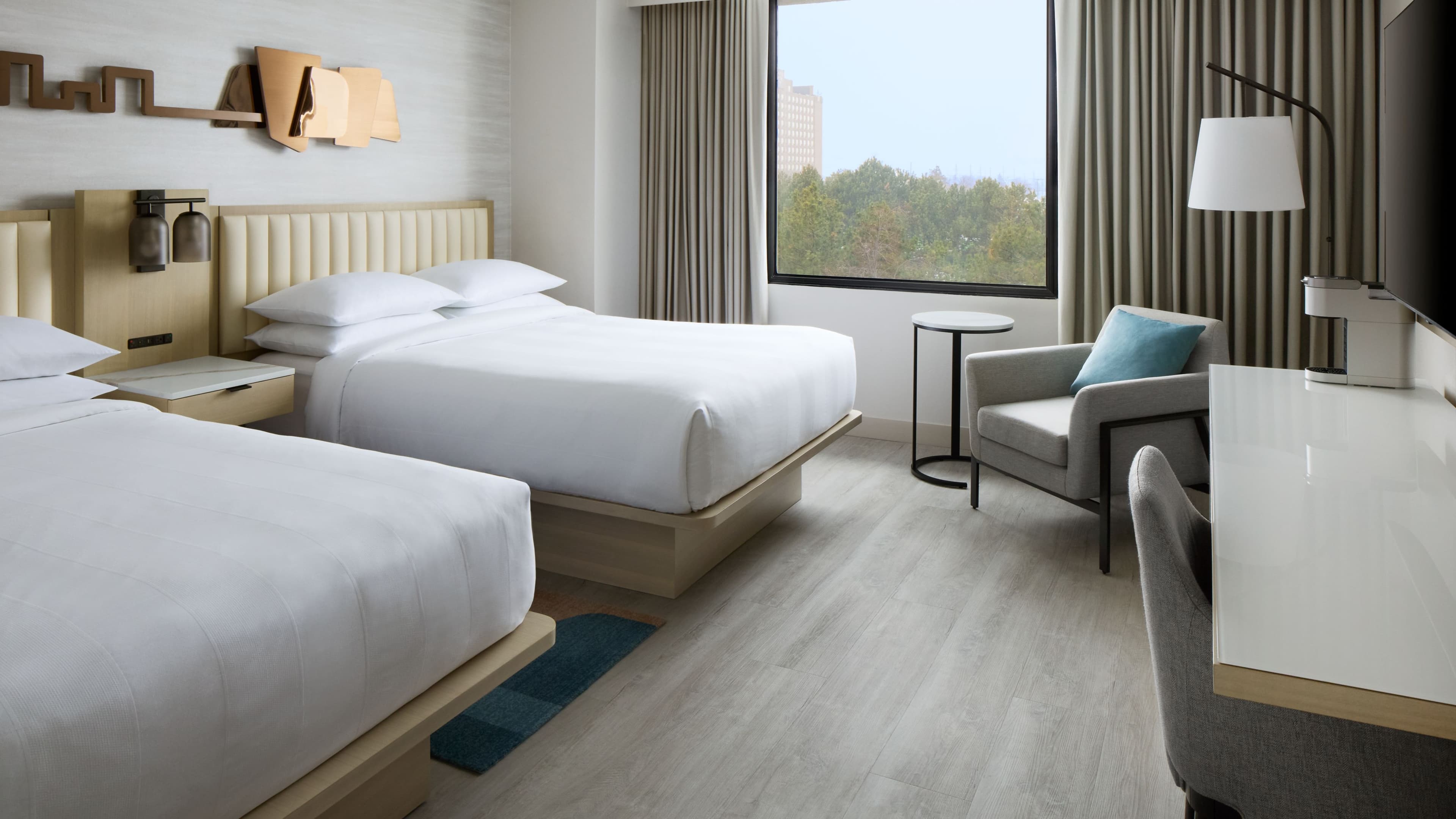 Toronto Airport Marriott Hotel — 24