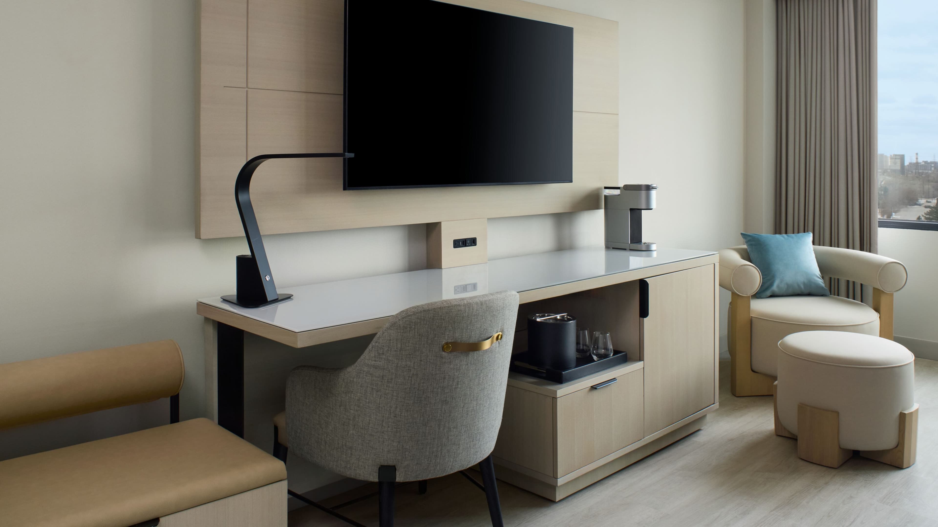 Toronto Airport Marriott Hotel — 8