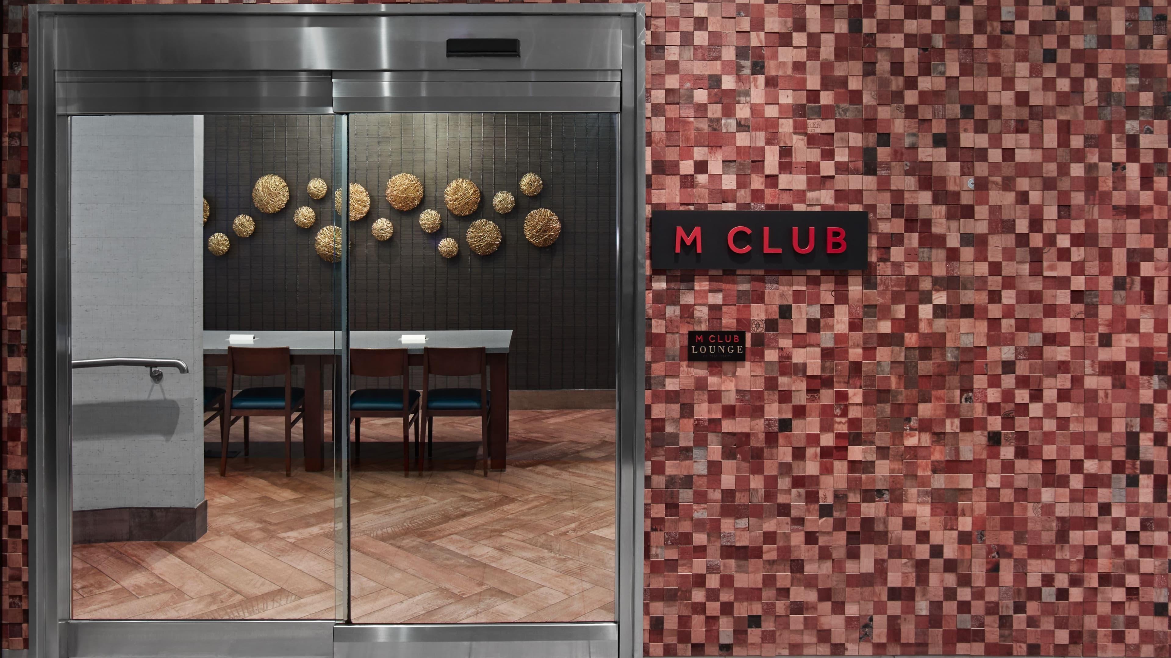 M Club lounge access - Image 6