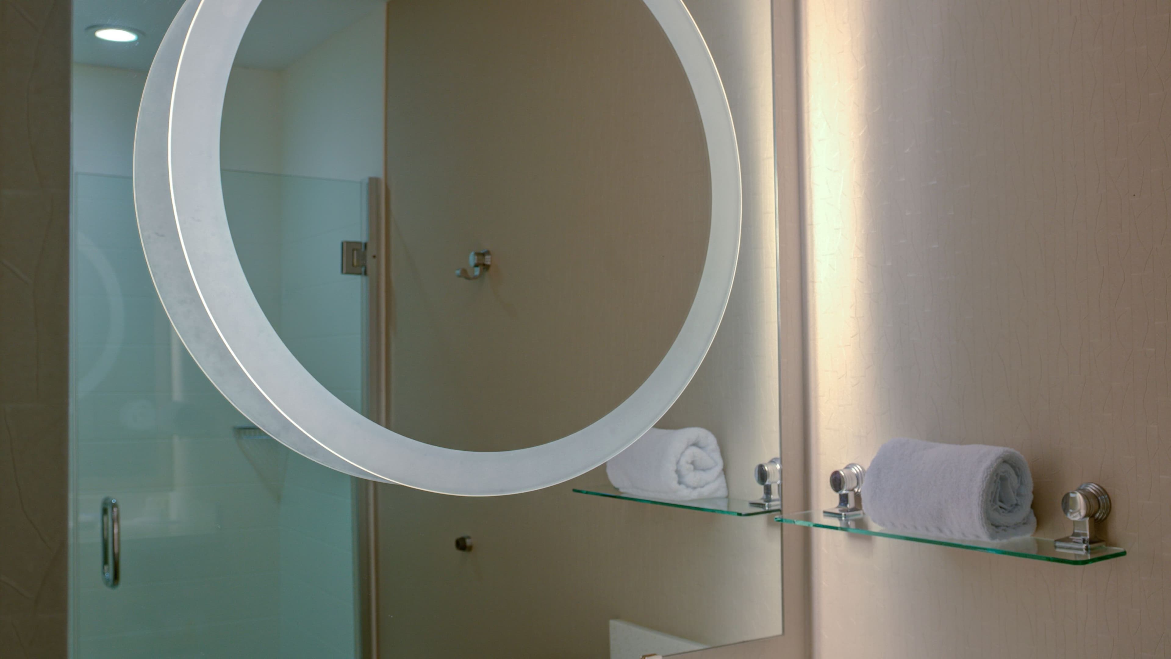 SpringHill Suites Macon - Image 4