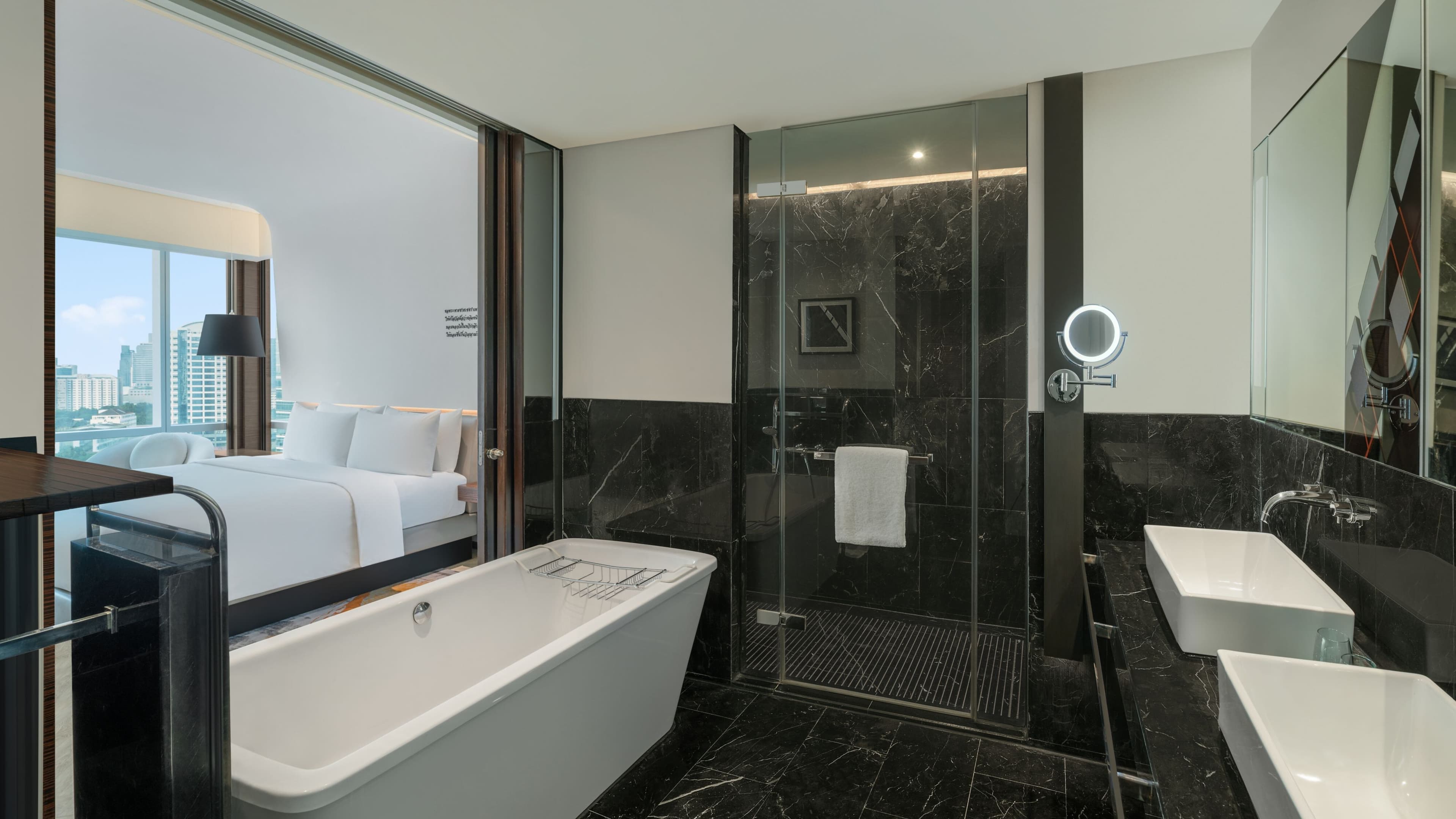 Le Méridien Bangkok — 45