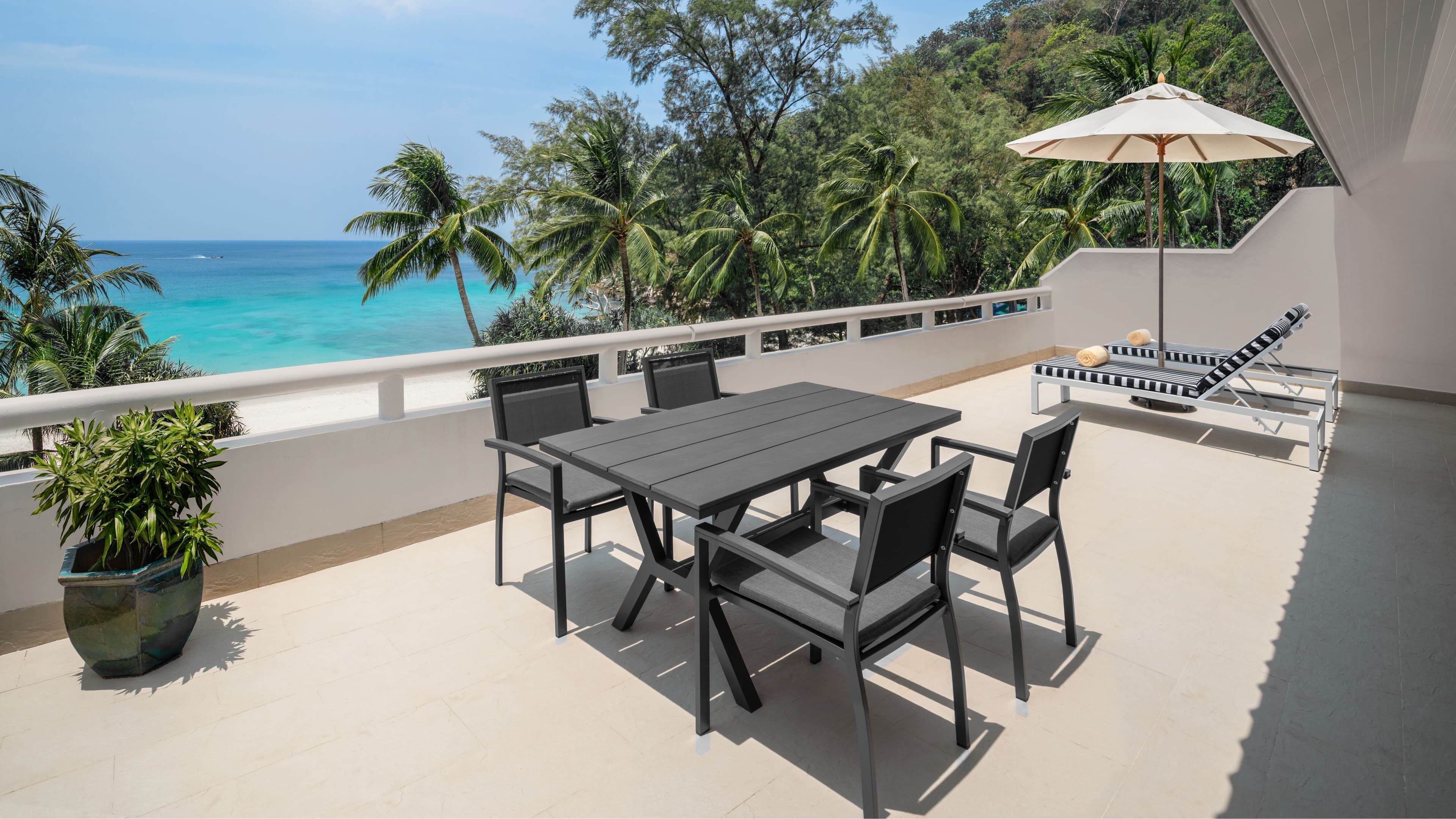 Le Méridien Phuket Beach Resort — 55