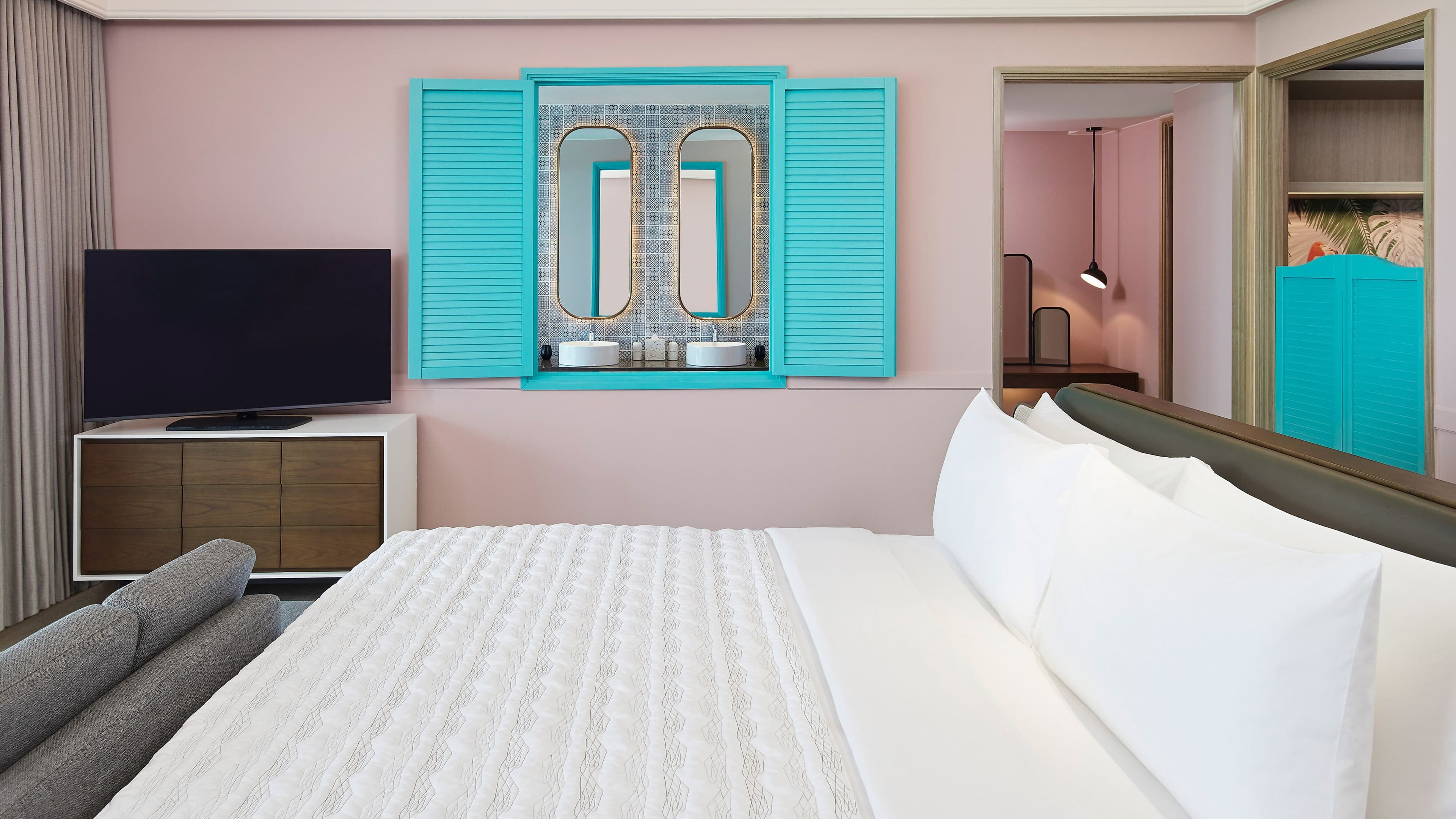 Sunrise Overwater Villa - Image 3