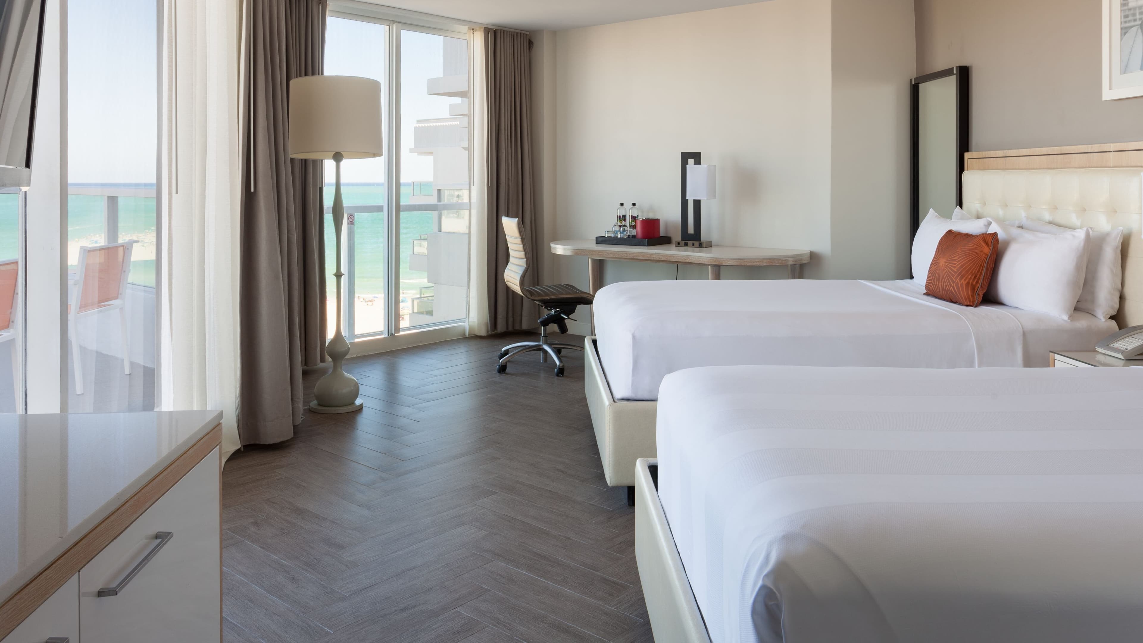 Holiday Inn Miami Beach-Oceanfront — 42