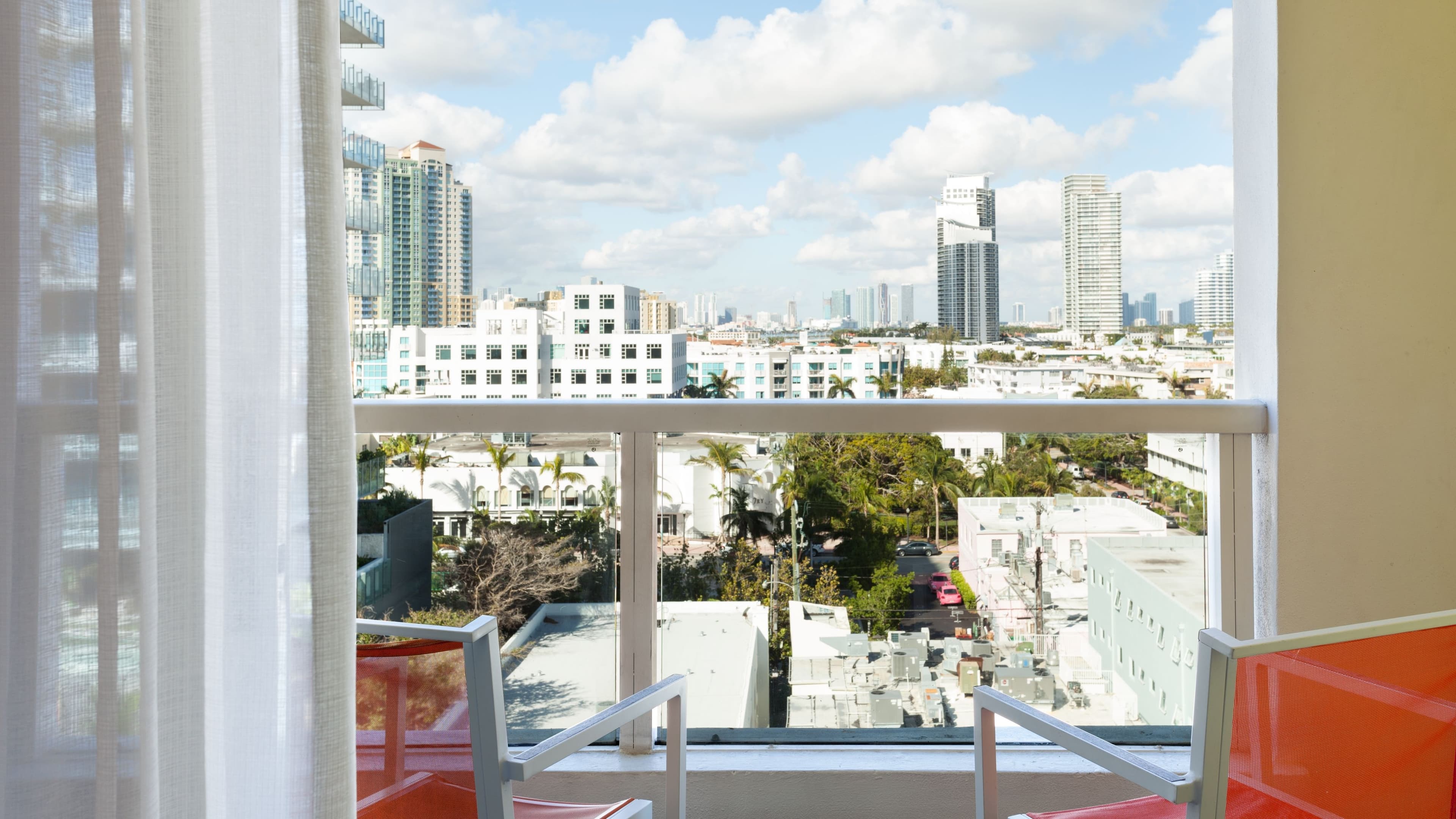Holiday Inn Miami Beach-Oceanfront — 7