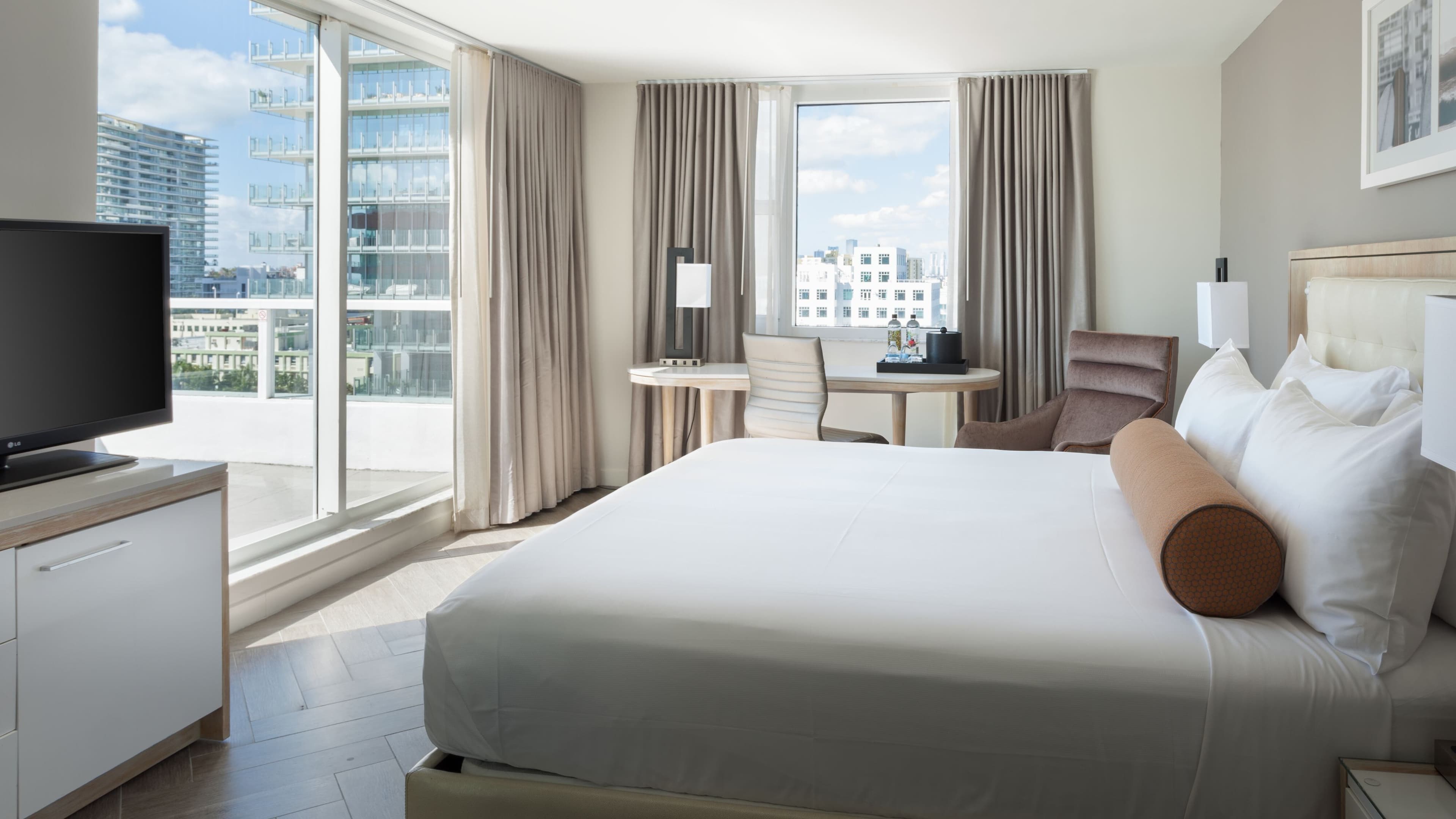 Holiday Inn Miami Beach-Oceanfront — 25