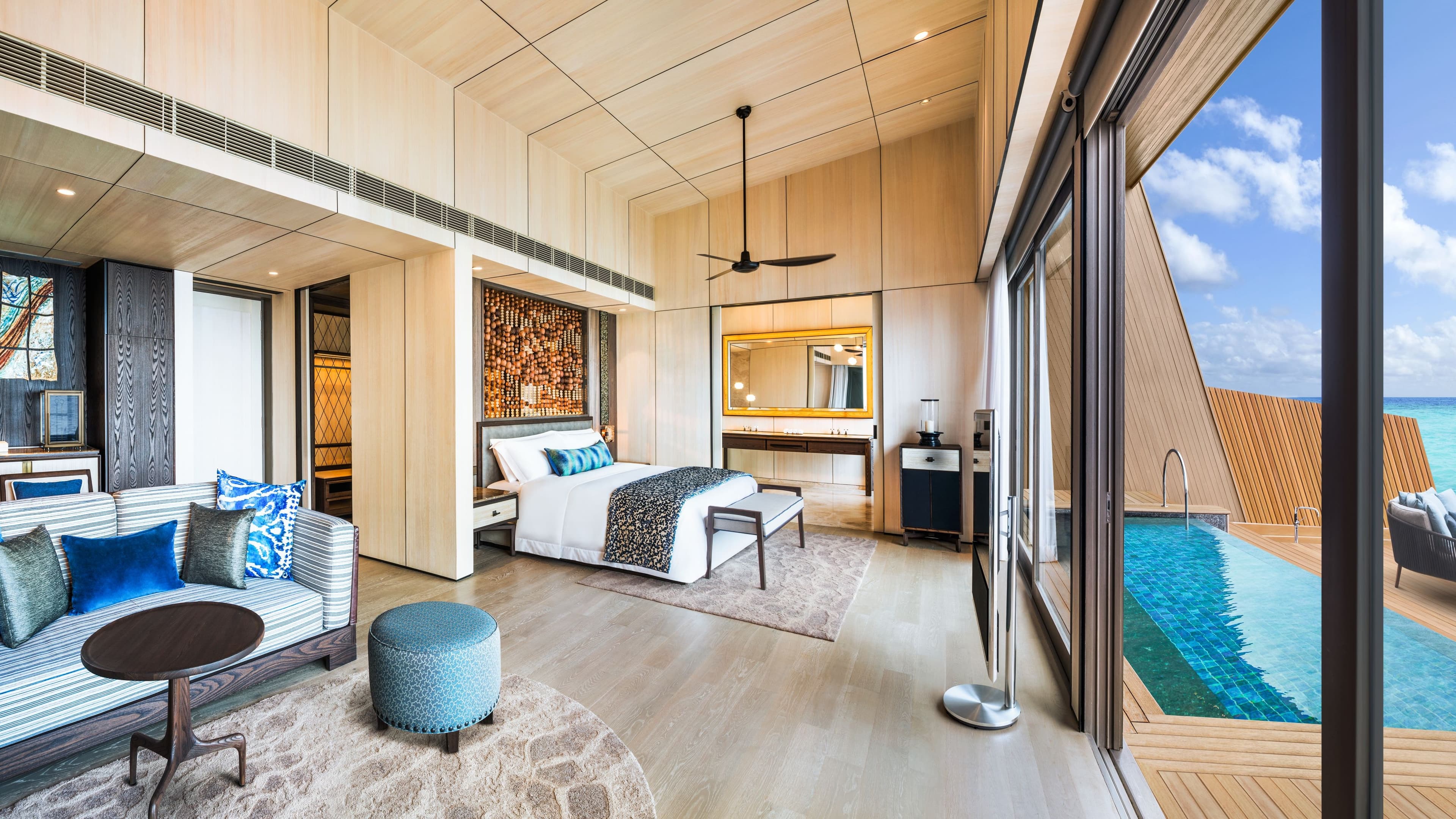 The St. Regis Maldives Vommuli Resort - Image 2