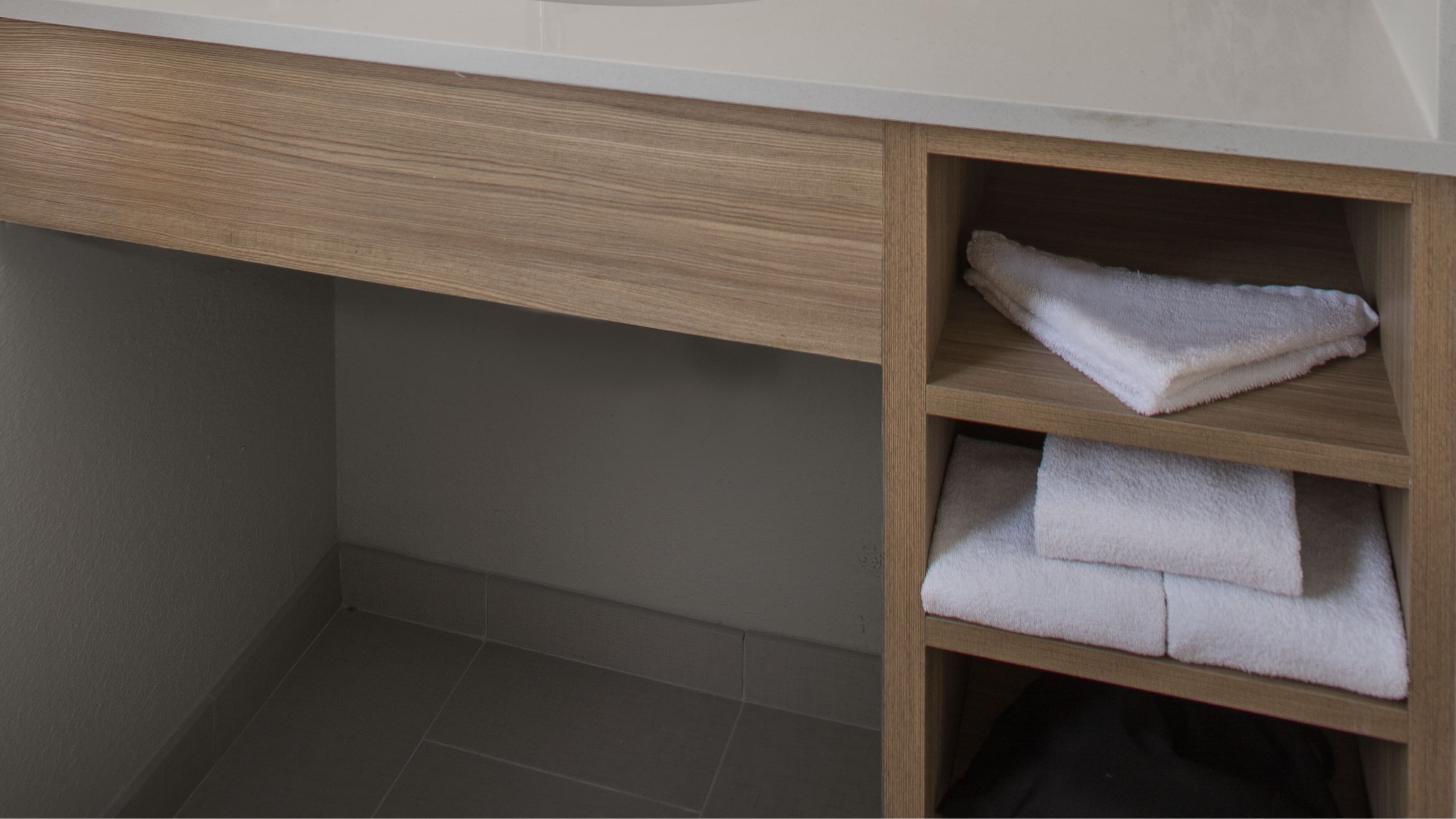 King Suite - Image 12