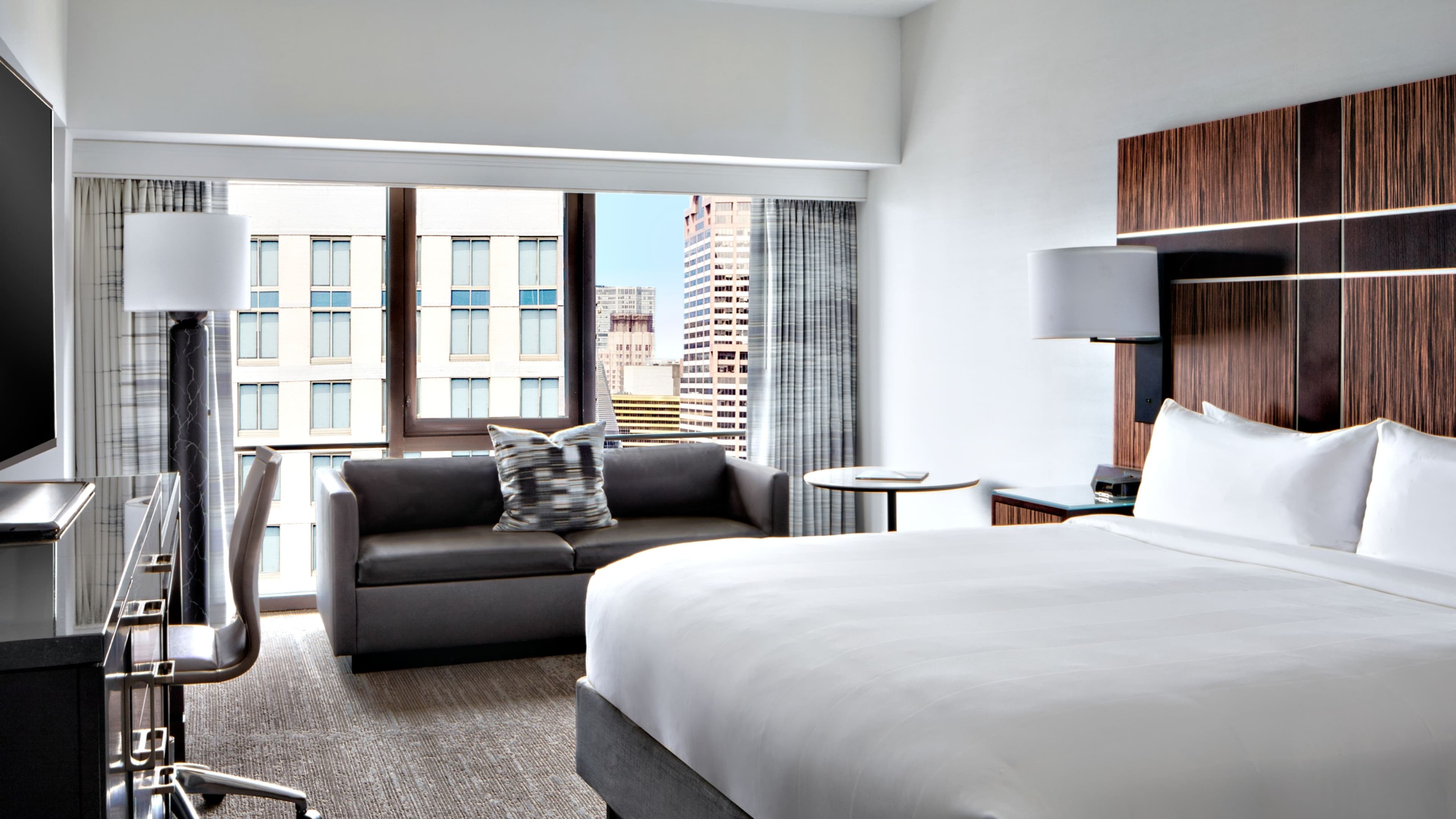 New York Marriott Marquis — 45