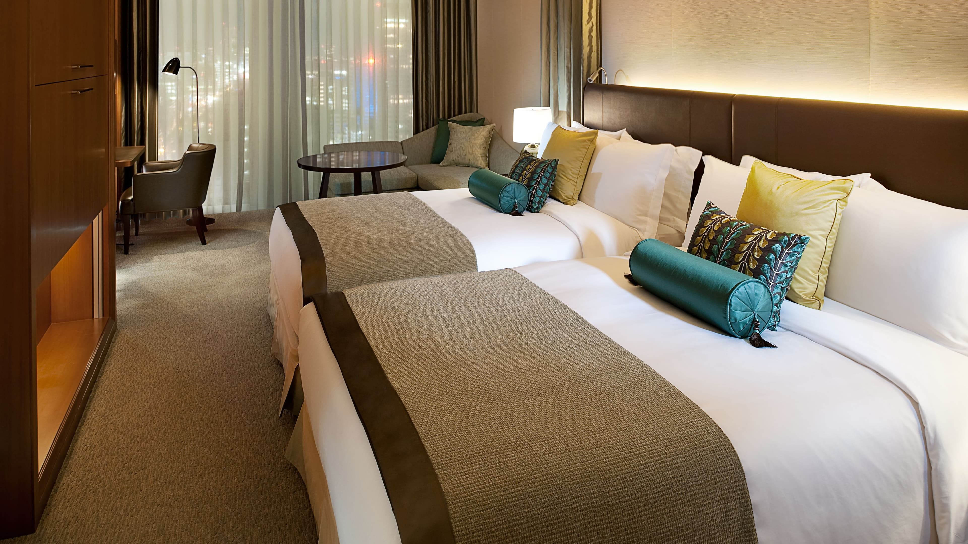 Grand Deluxe Corner - Image 6