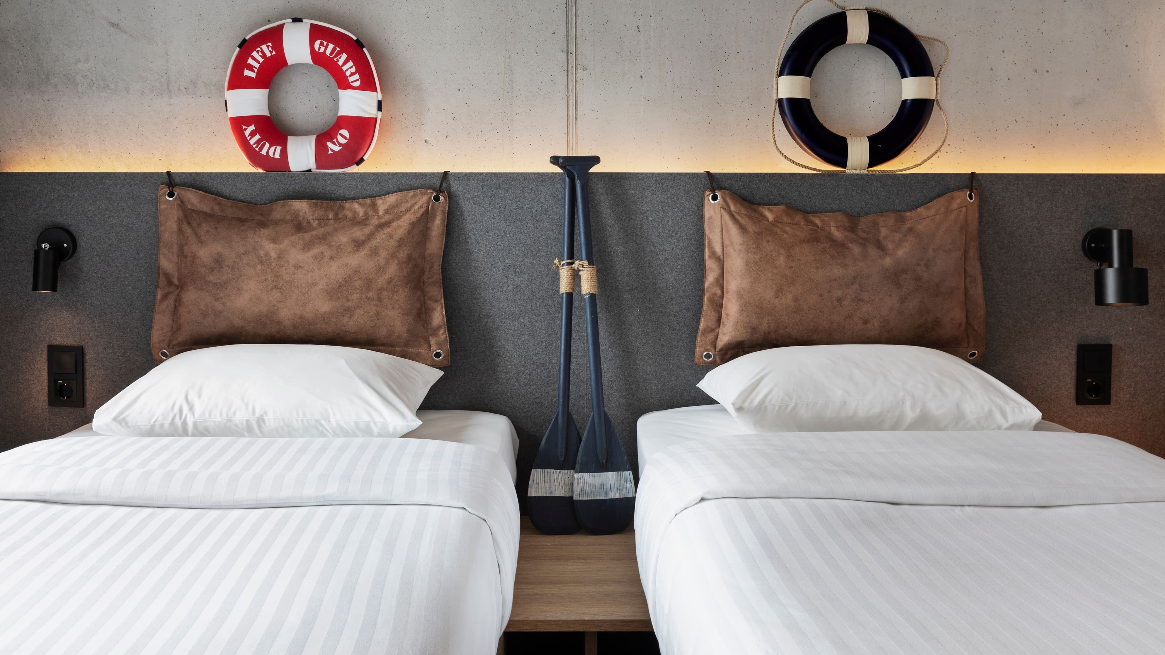 Moxy Bergen — 10
