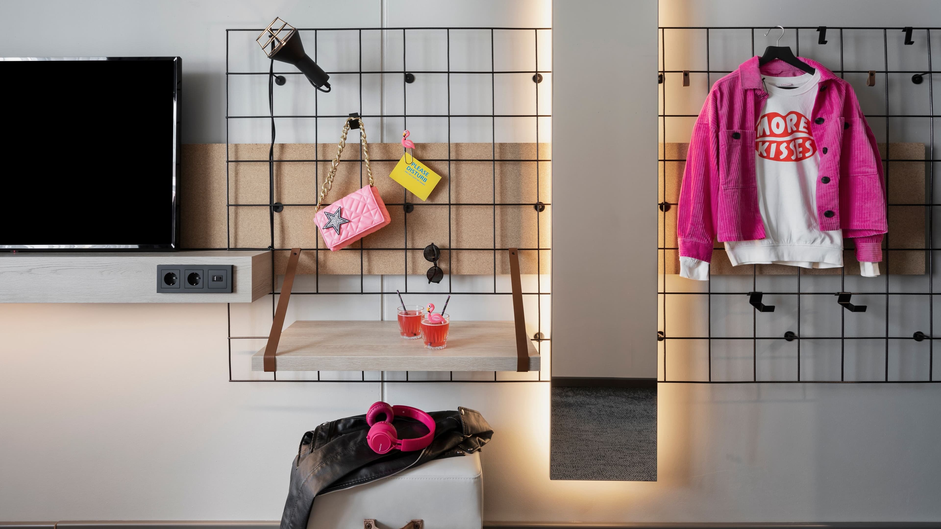 Moxy Sleeper - Image 5