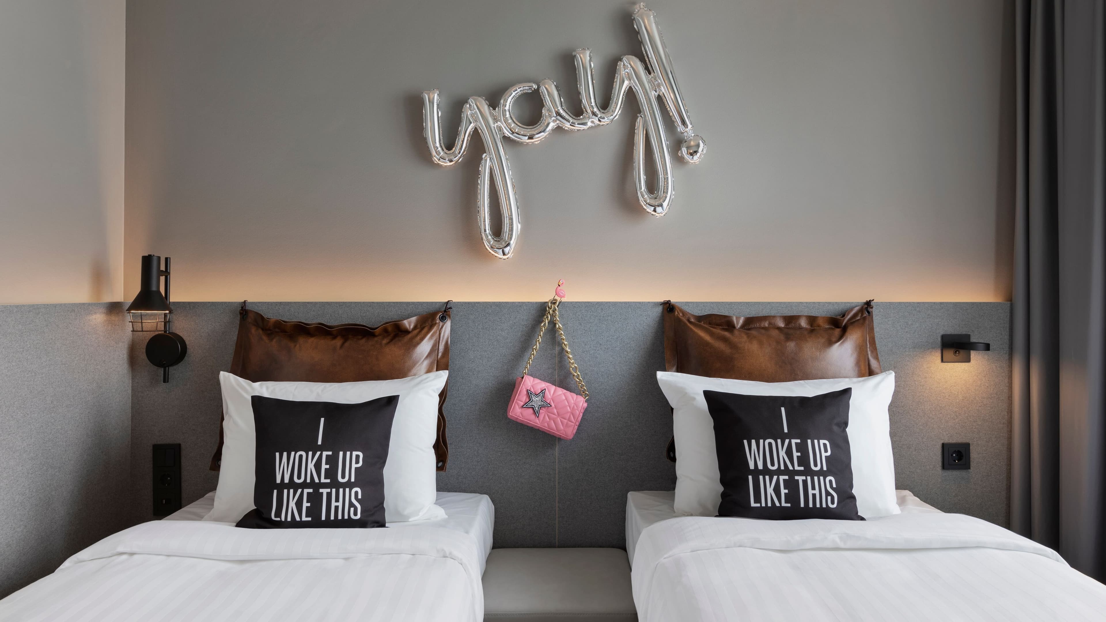 Moxy Sleeper - Image 1