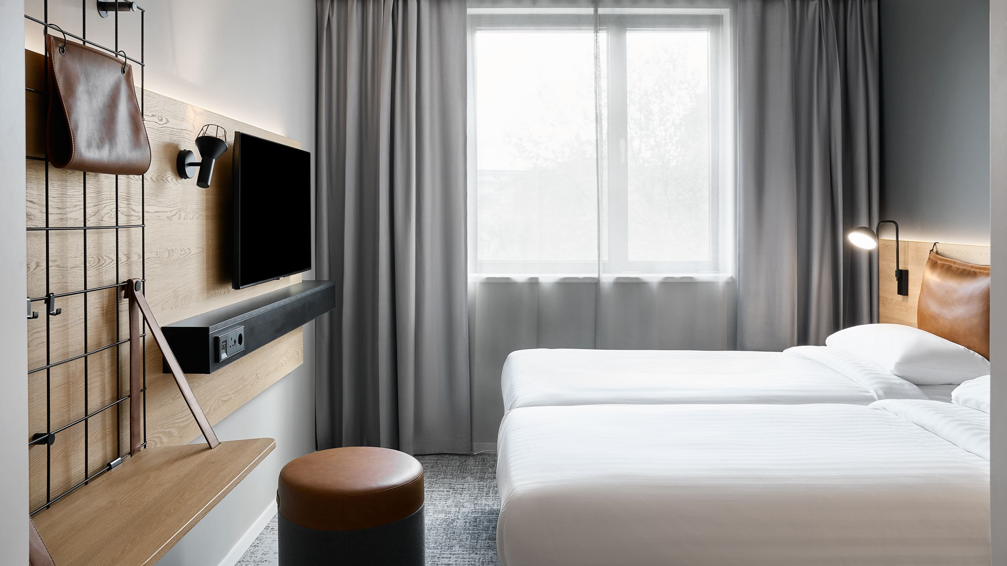 Moxy Bristol — 10