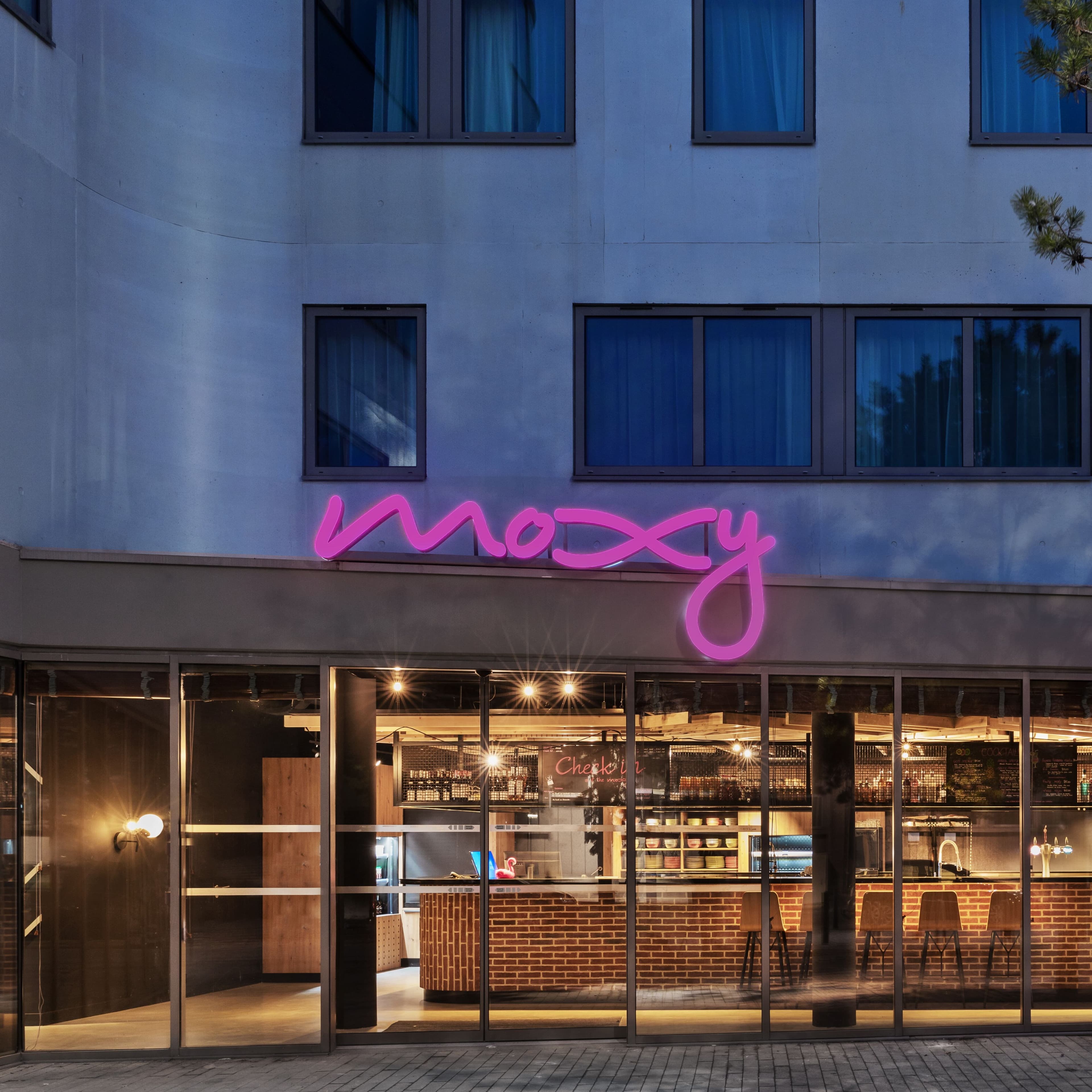 Moxy Amiens - Image 1