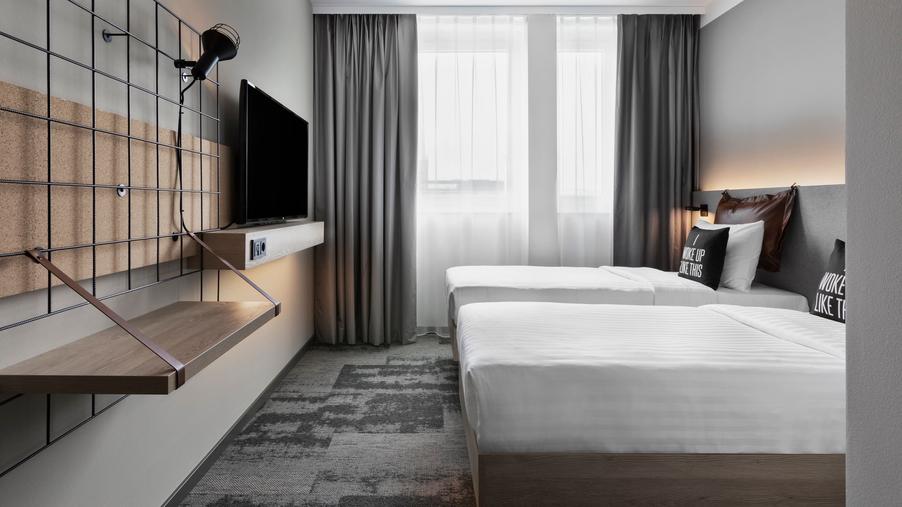 Moxy Duesseldorf City - Image 5