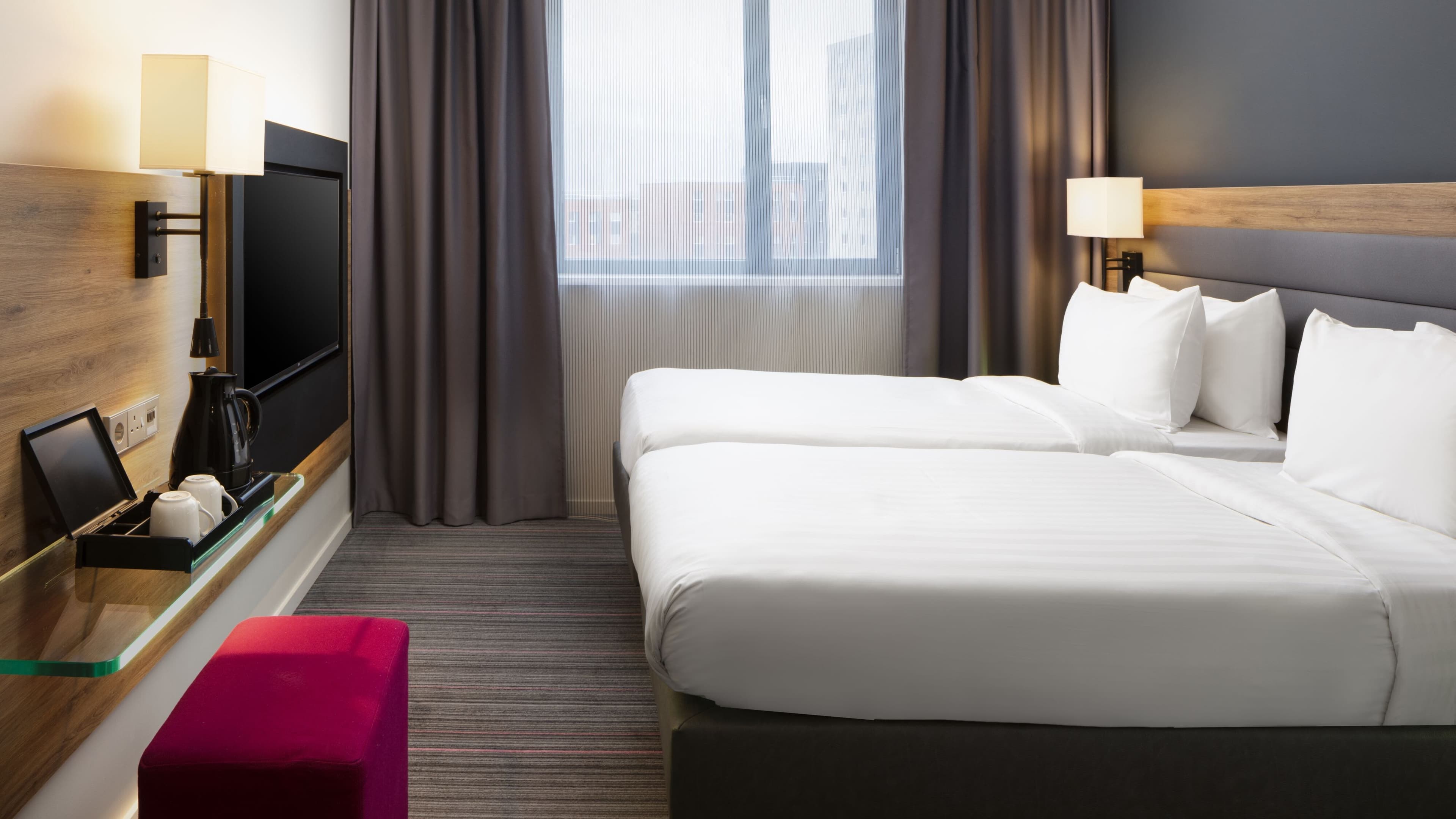 Moxy Twin Sleeper - Image 4