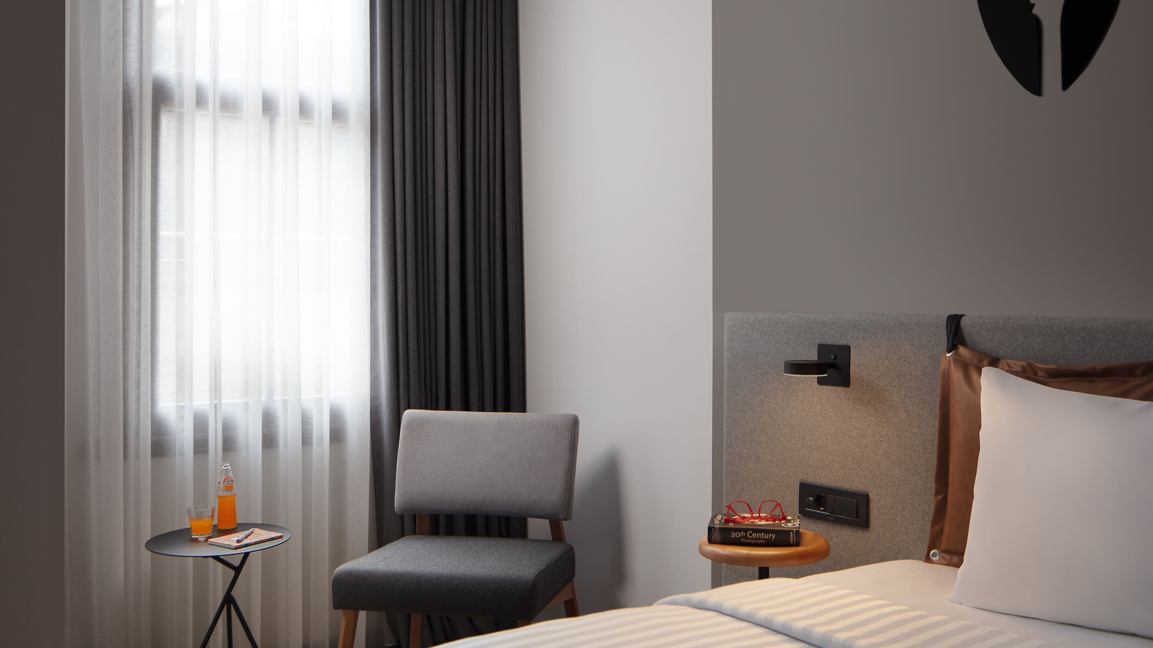 Moxy Istanbul Beyoglu - Image 3