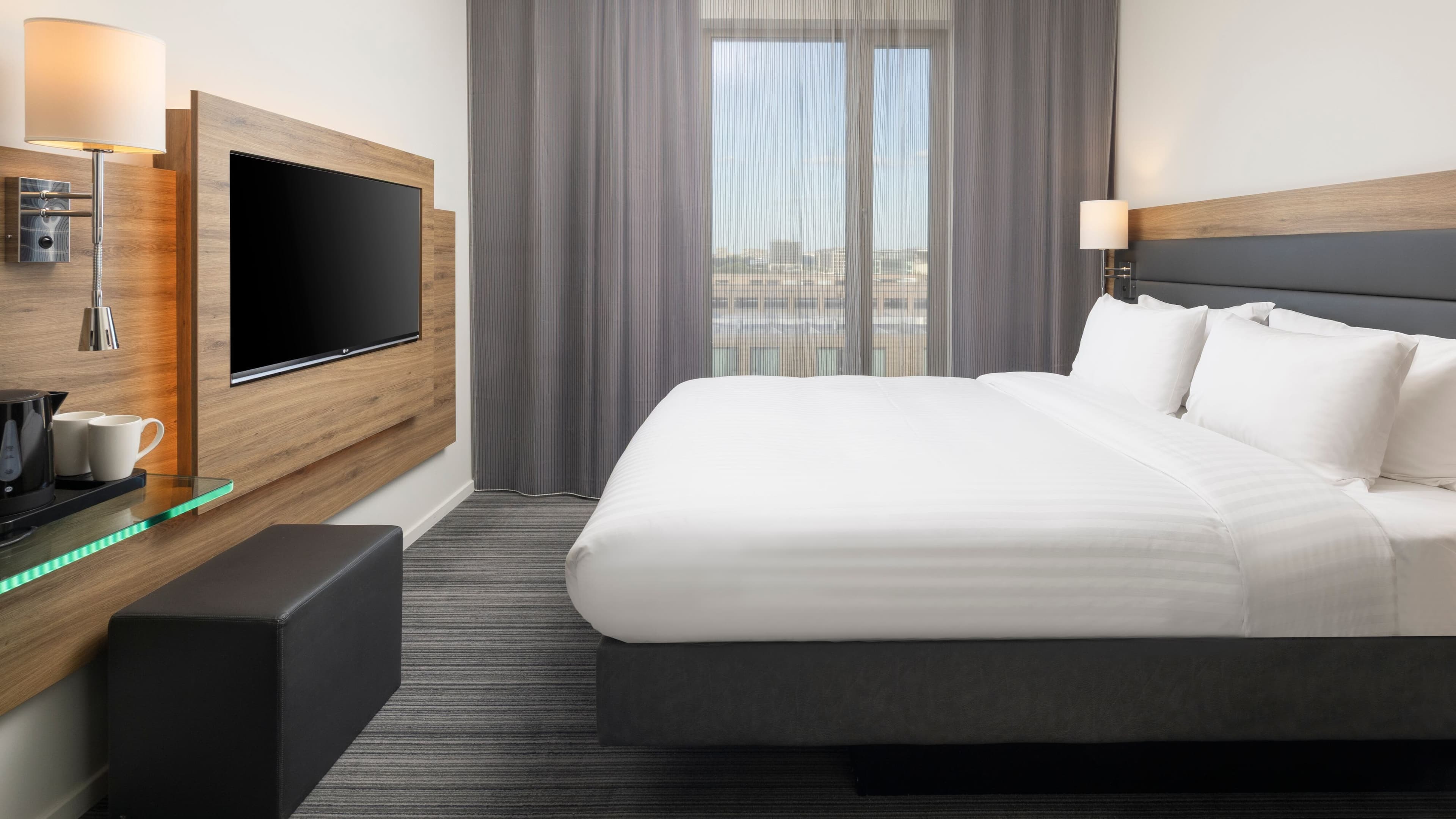 Moxy London Excel - Image 4