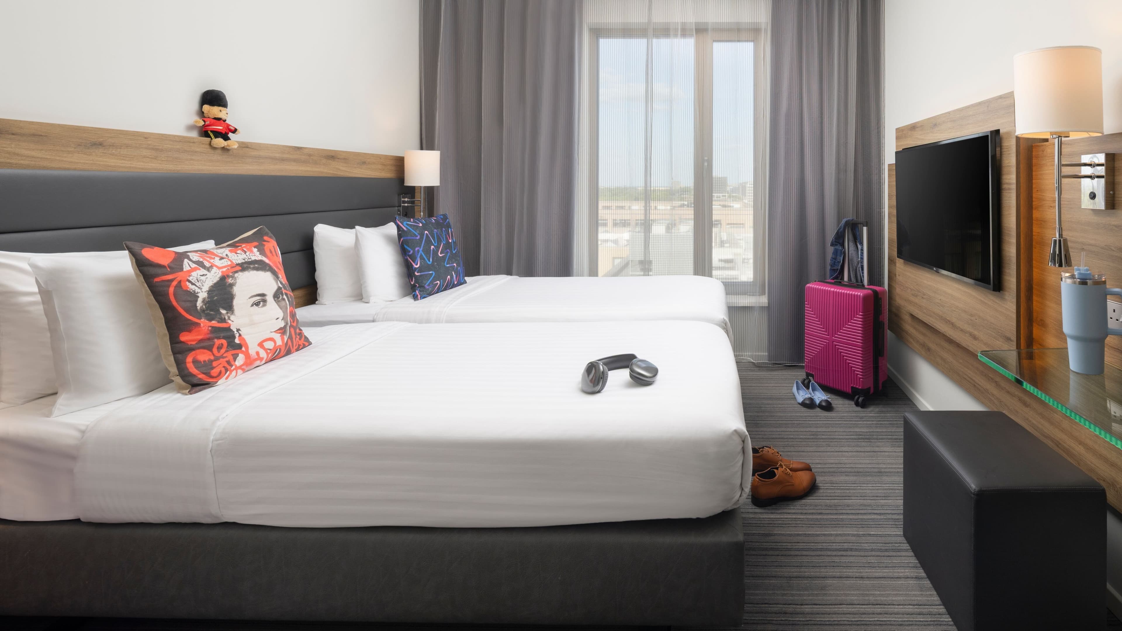 Moxy Twin Sleeper - Image 8