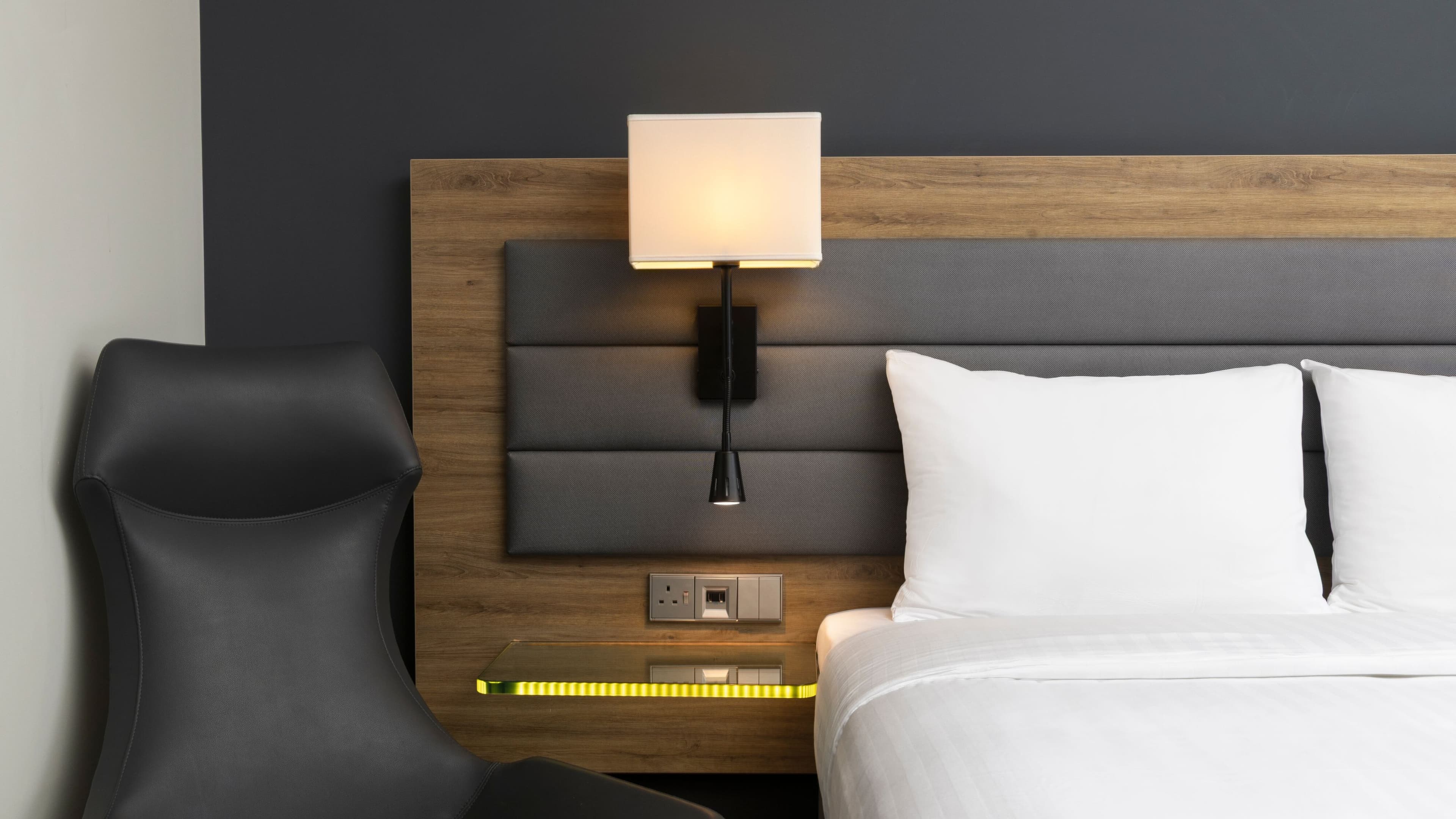 Moxy Queen Sleeper - Image 8