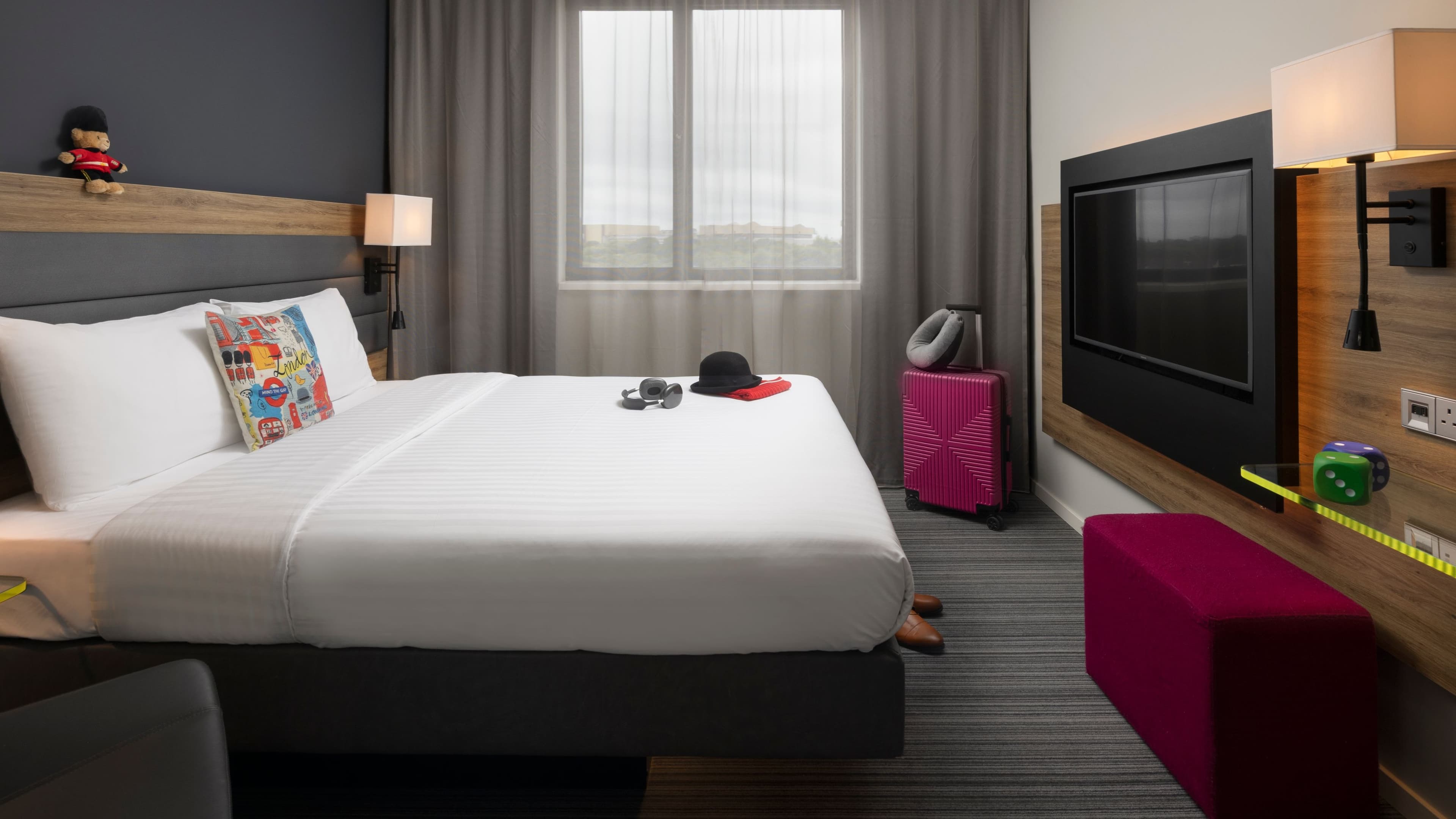 Moxy London Heathrow Airport - Image 3