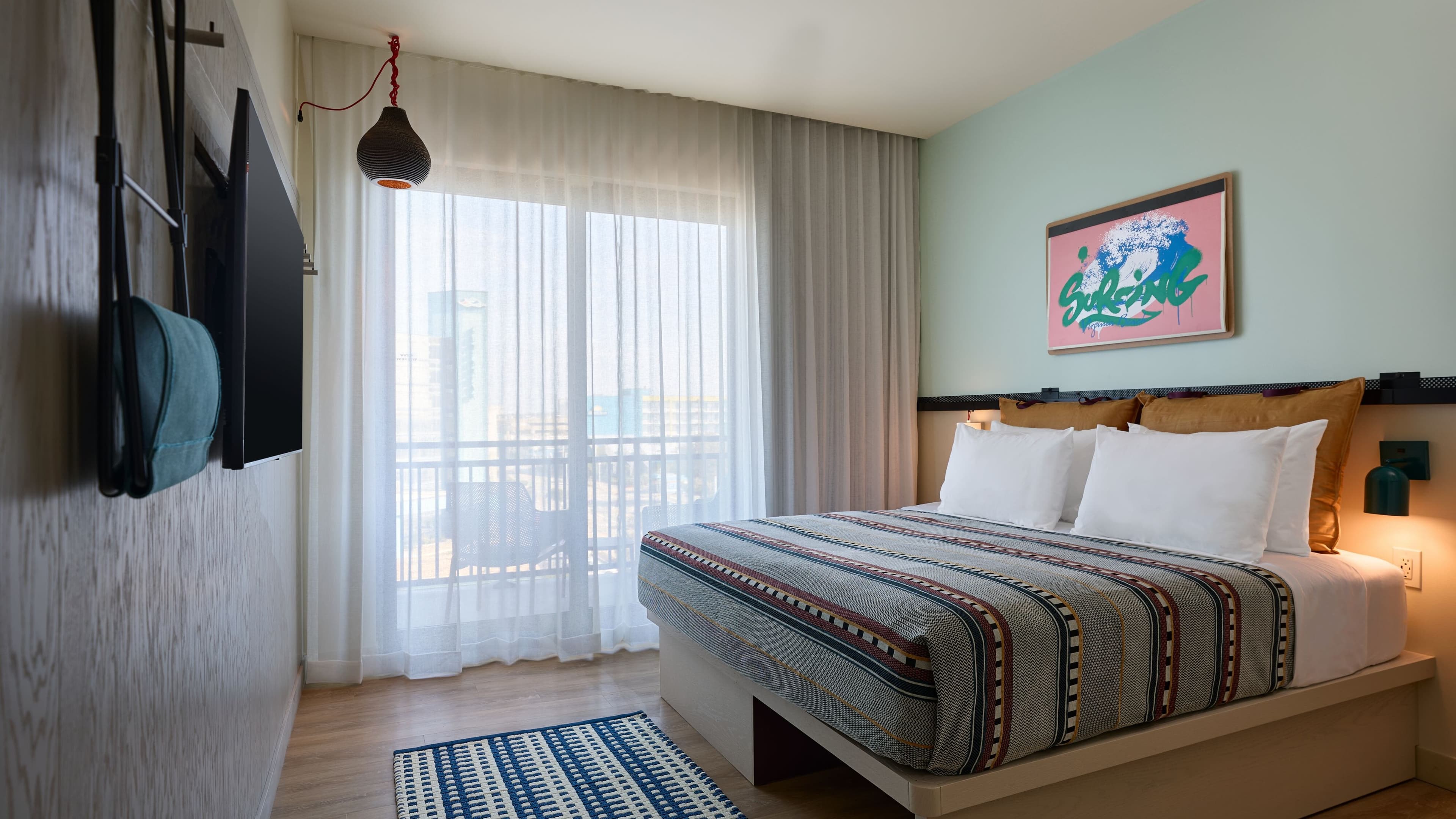 Moxy Virginia Beach Oceanfront — 9