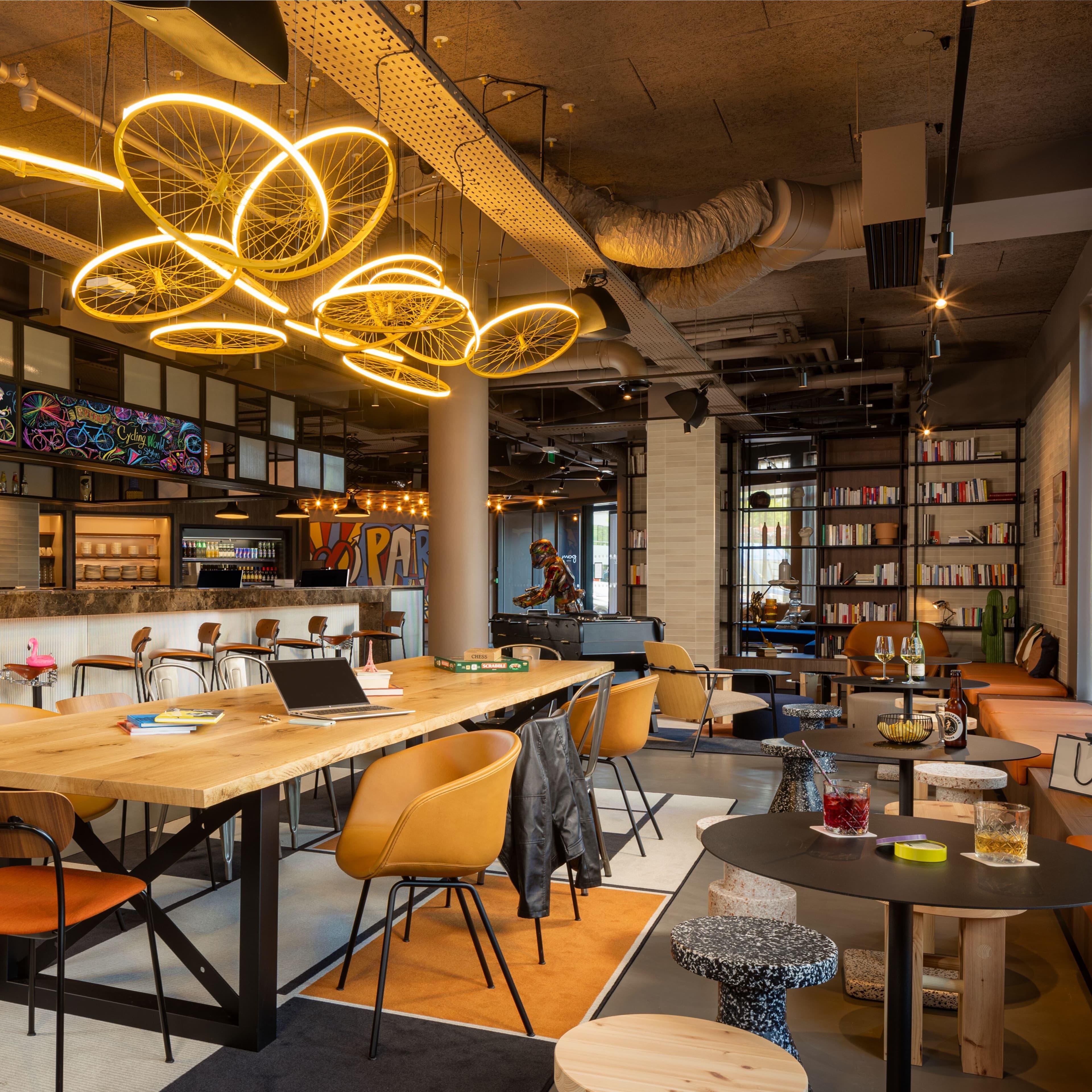 Moxy Paris Clamart