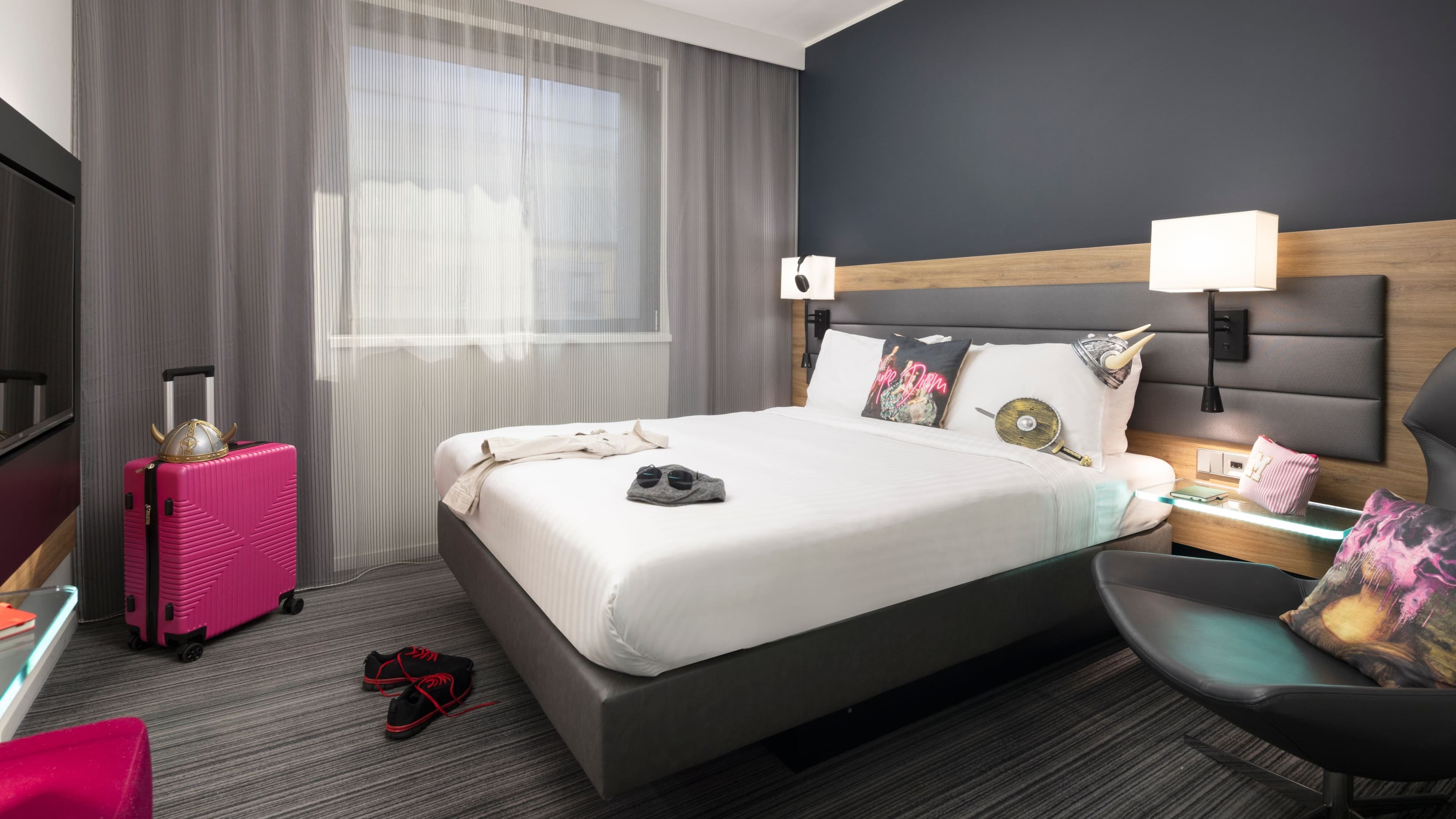 Moxy Queen Sleeper - Image 5