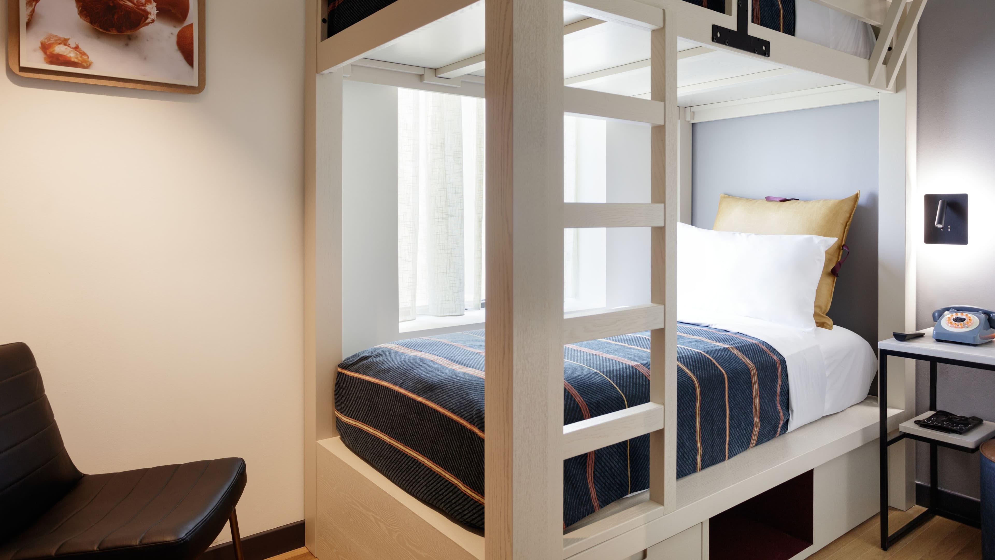 Moxy Richmond Downtown — 7
