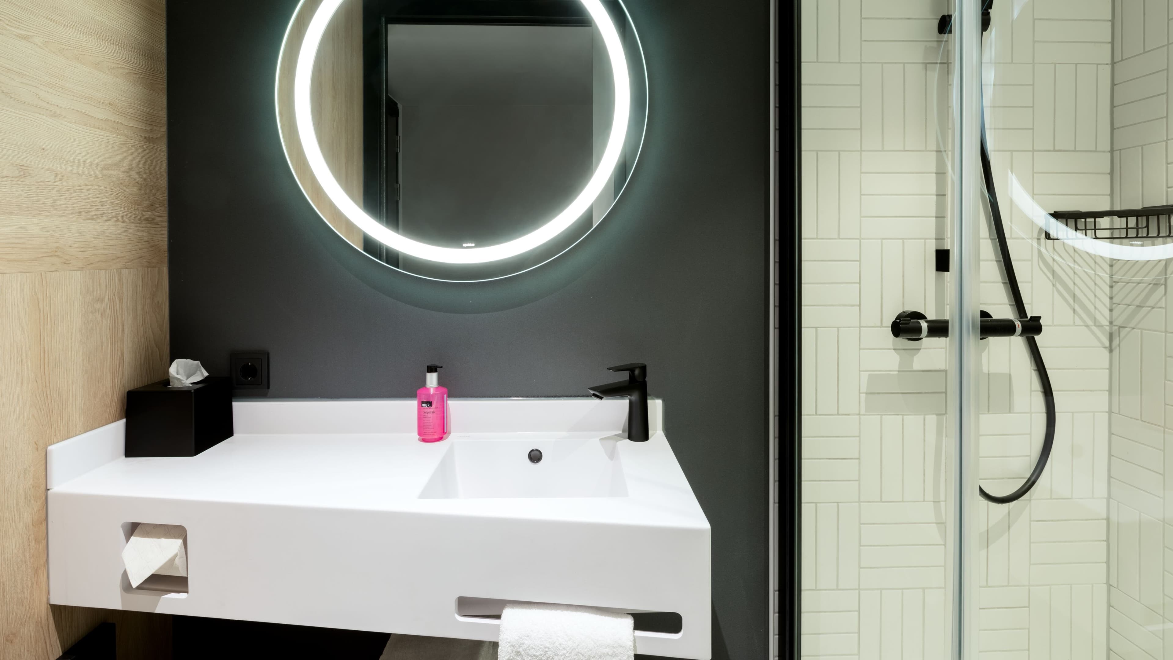 Moxy Sleeper - Image 5