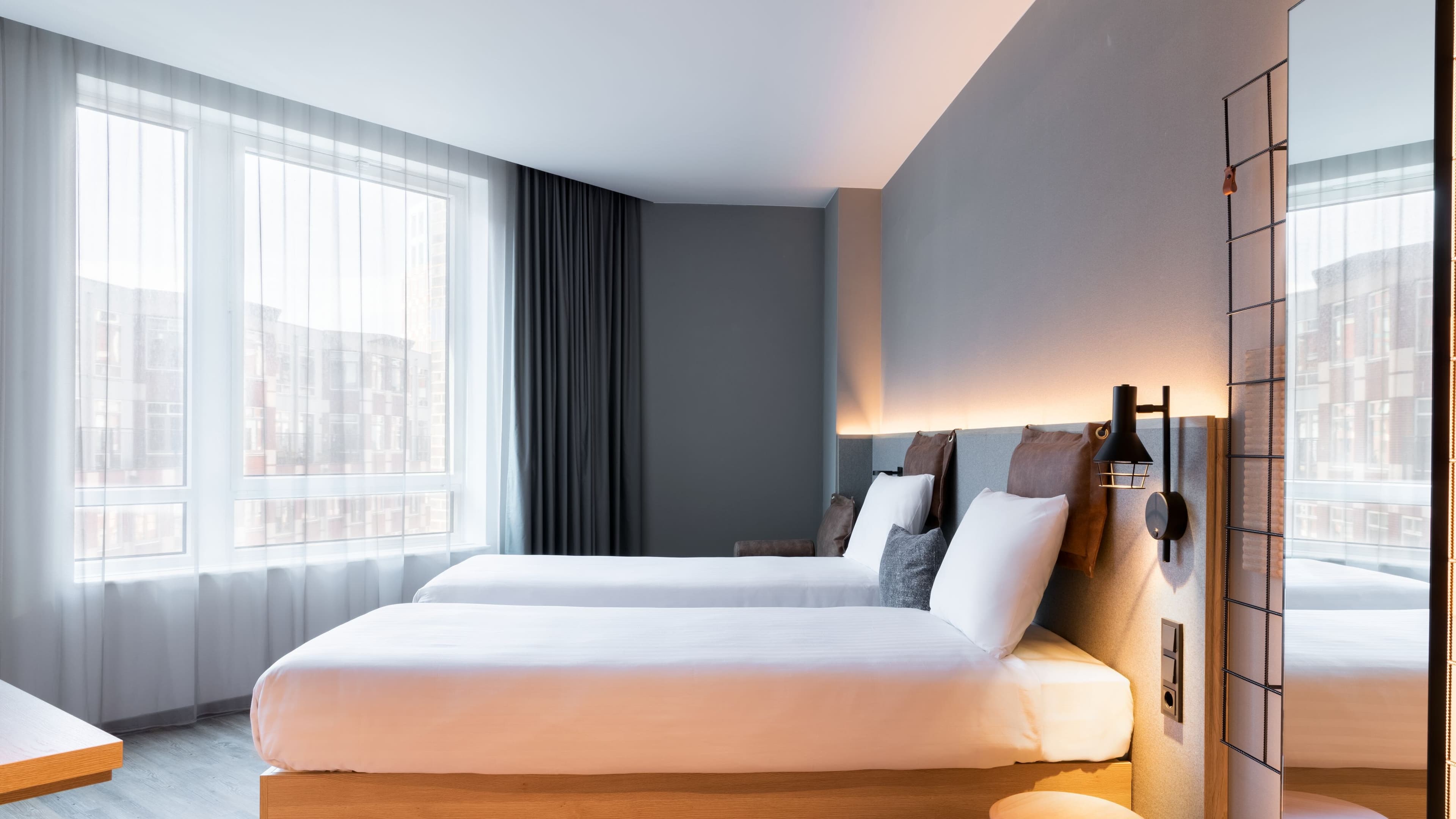 Moxy The Hague — 10
