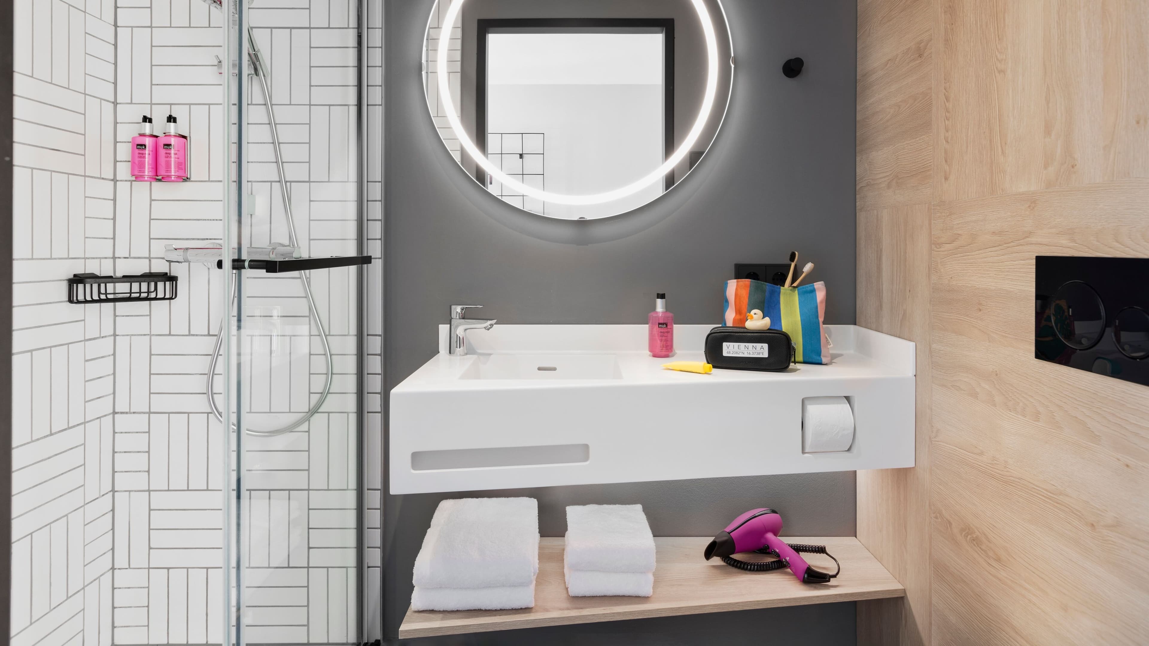 Moxy Vienna City East — 24