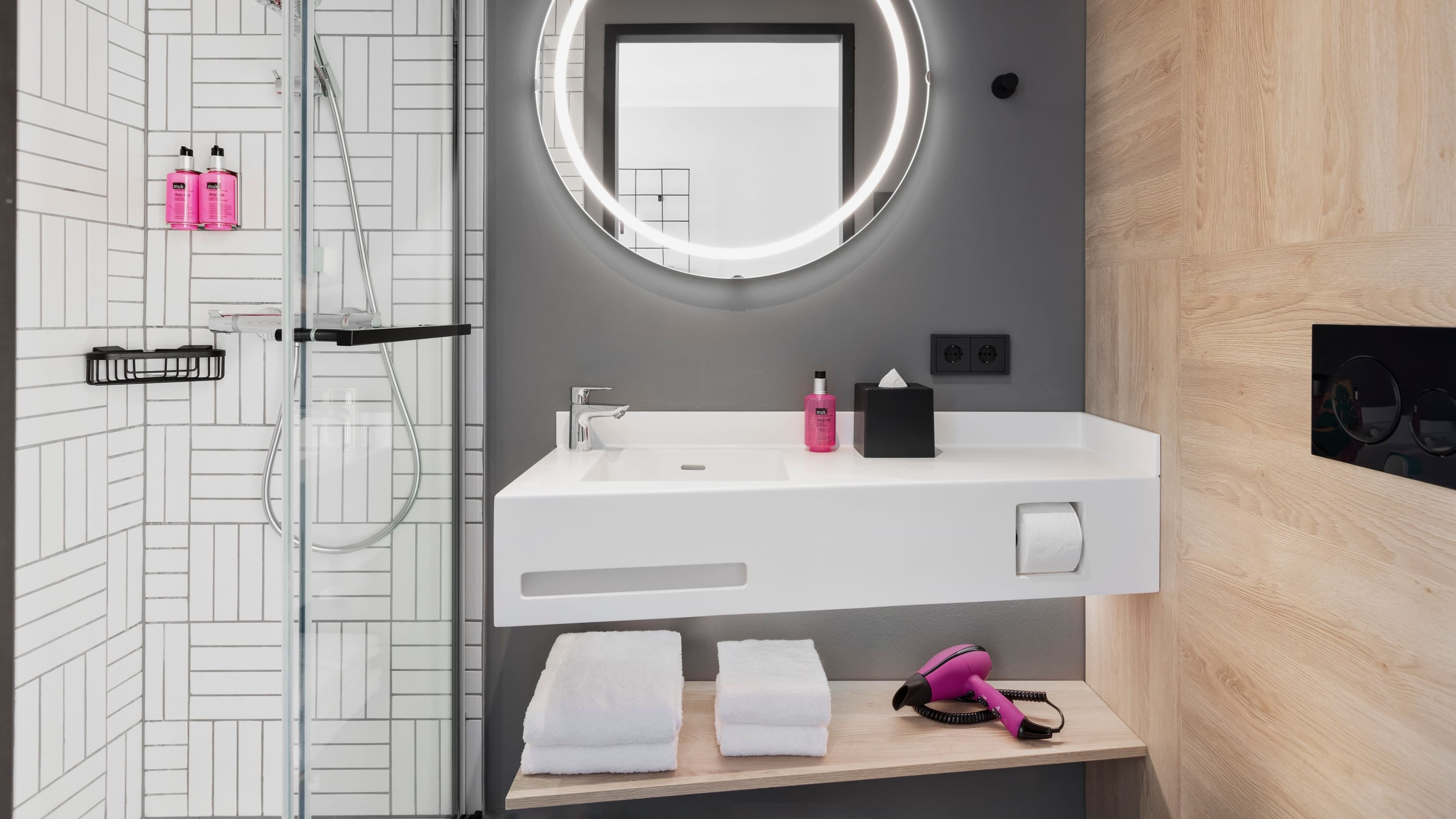 Moxy Vienna City East — 25