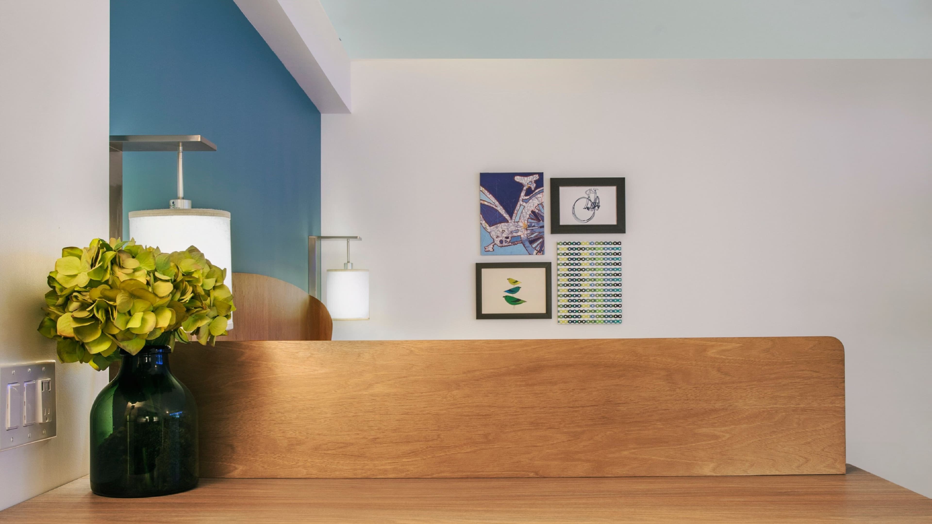 Wet Bar - Image 6