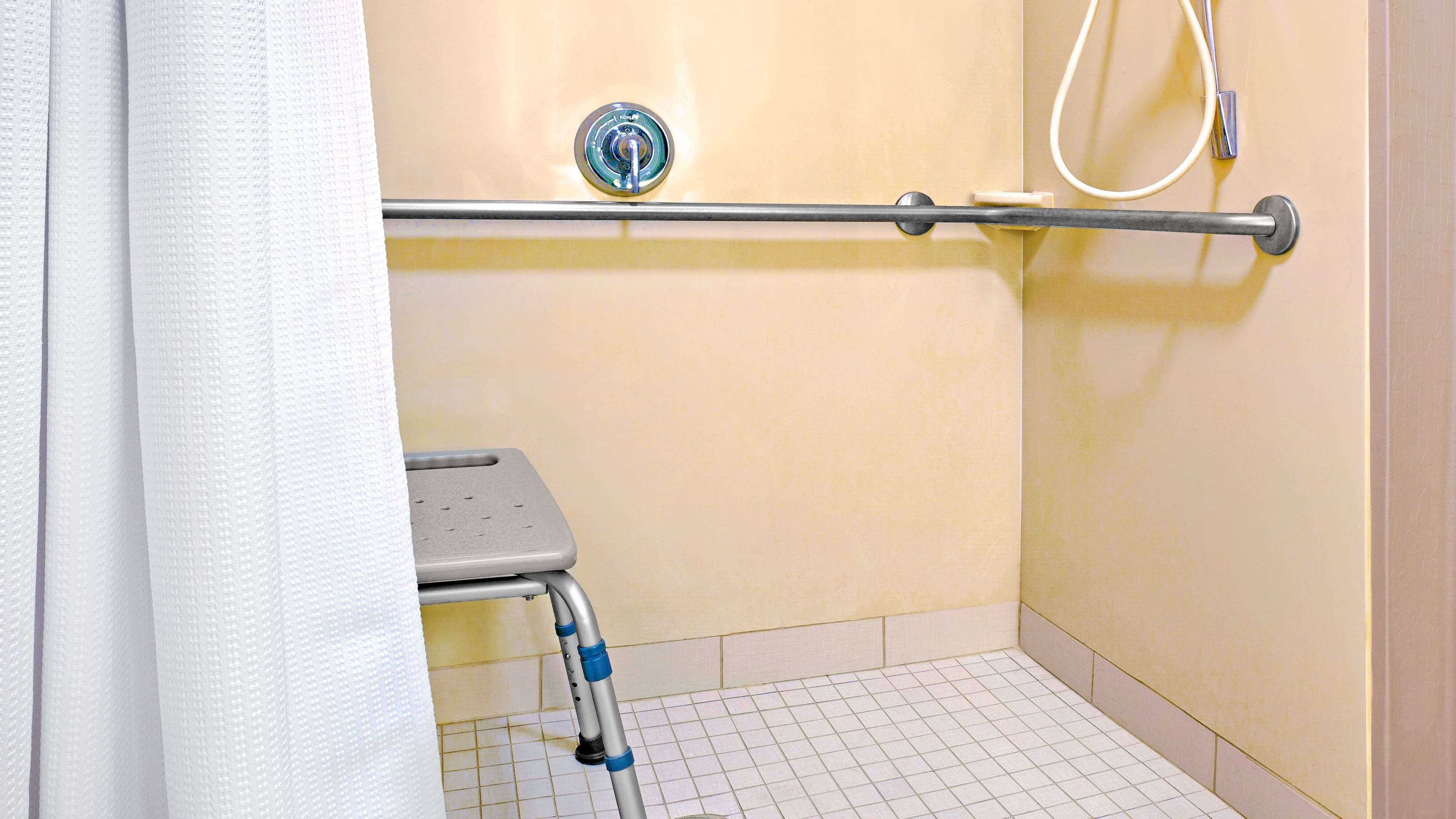 Suite - Image 7