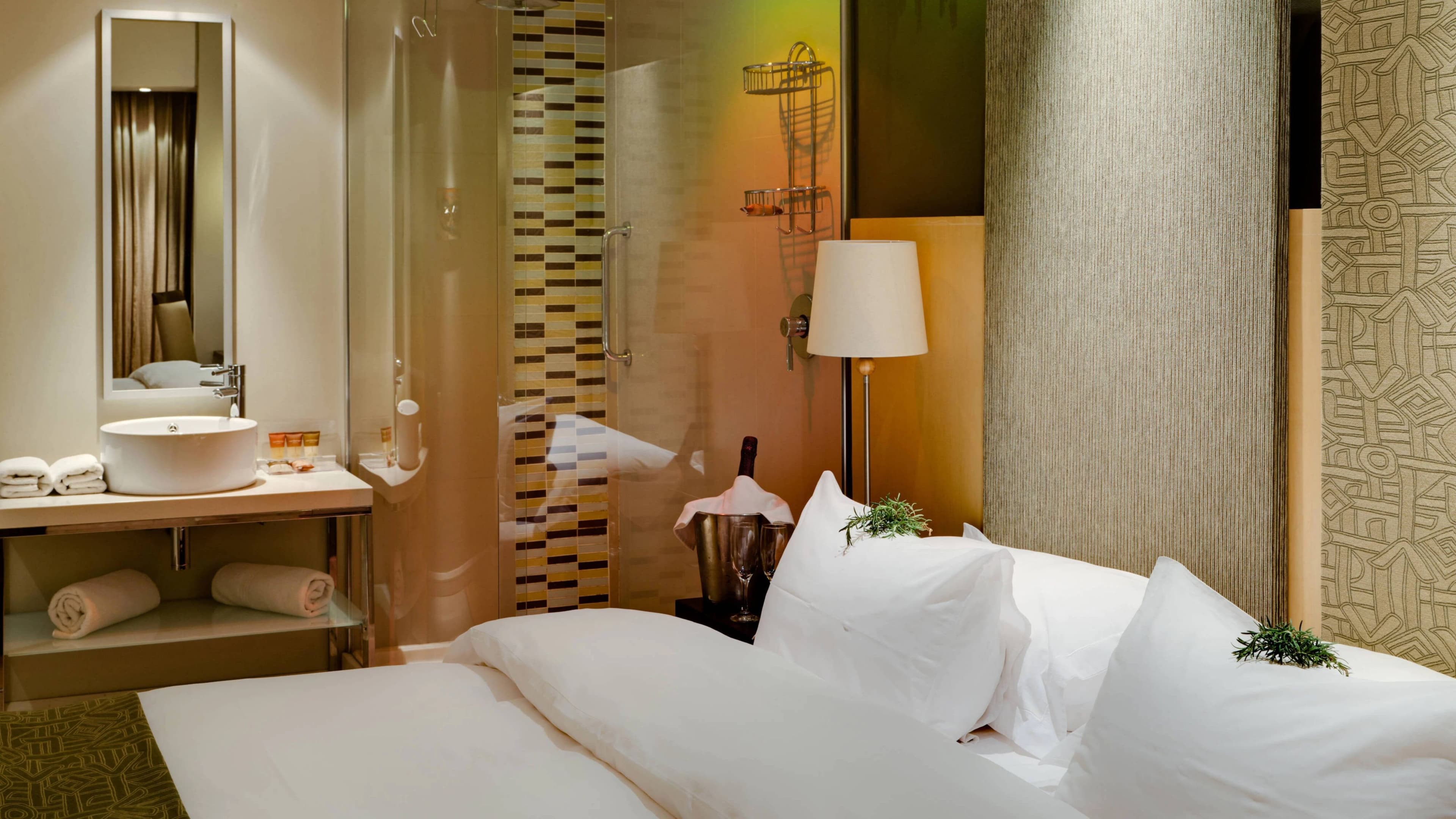 Protea Hotel Bloemfontein Willow Lake - Image 5