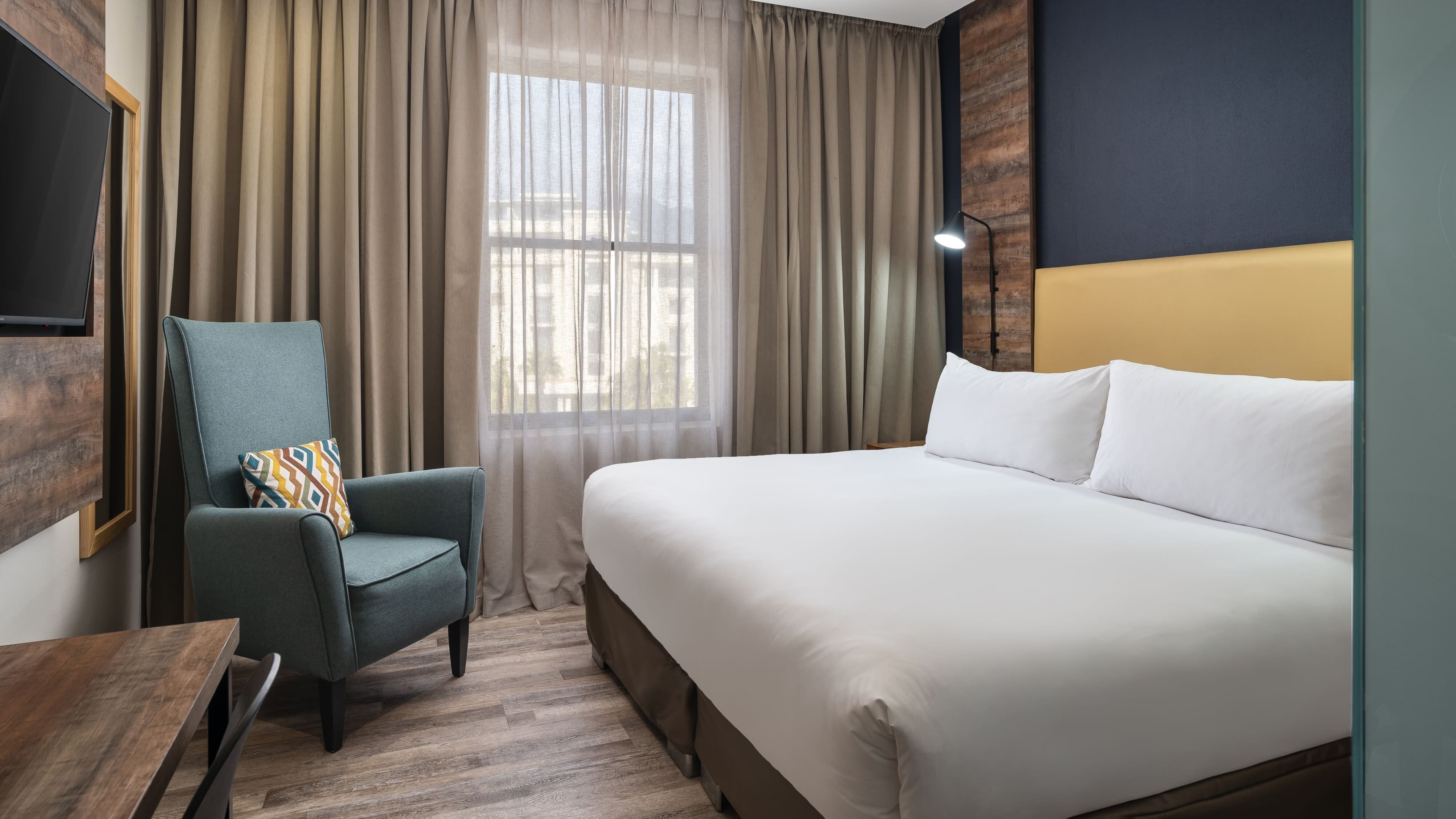 Protea Hotel Cape Town Waterfront Breakwater Lodge - Image 4