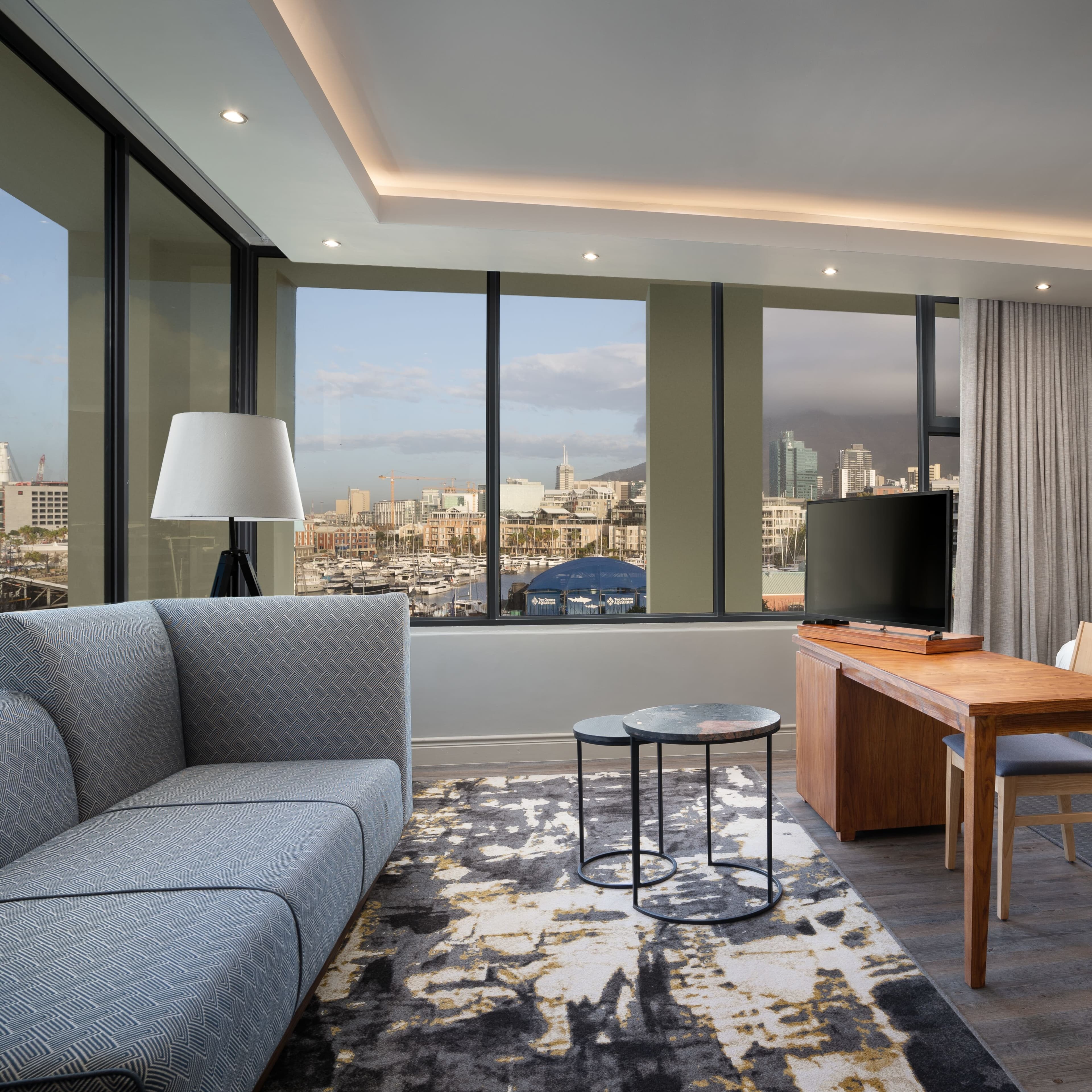 Protea Hotel Cape Town Waterfront Breakwater Lodge - Image 1