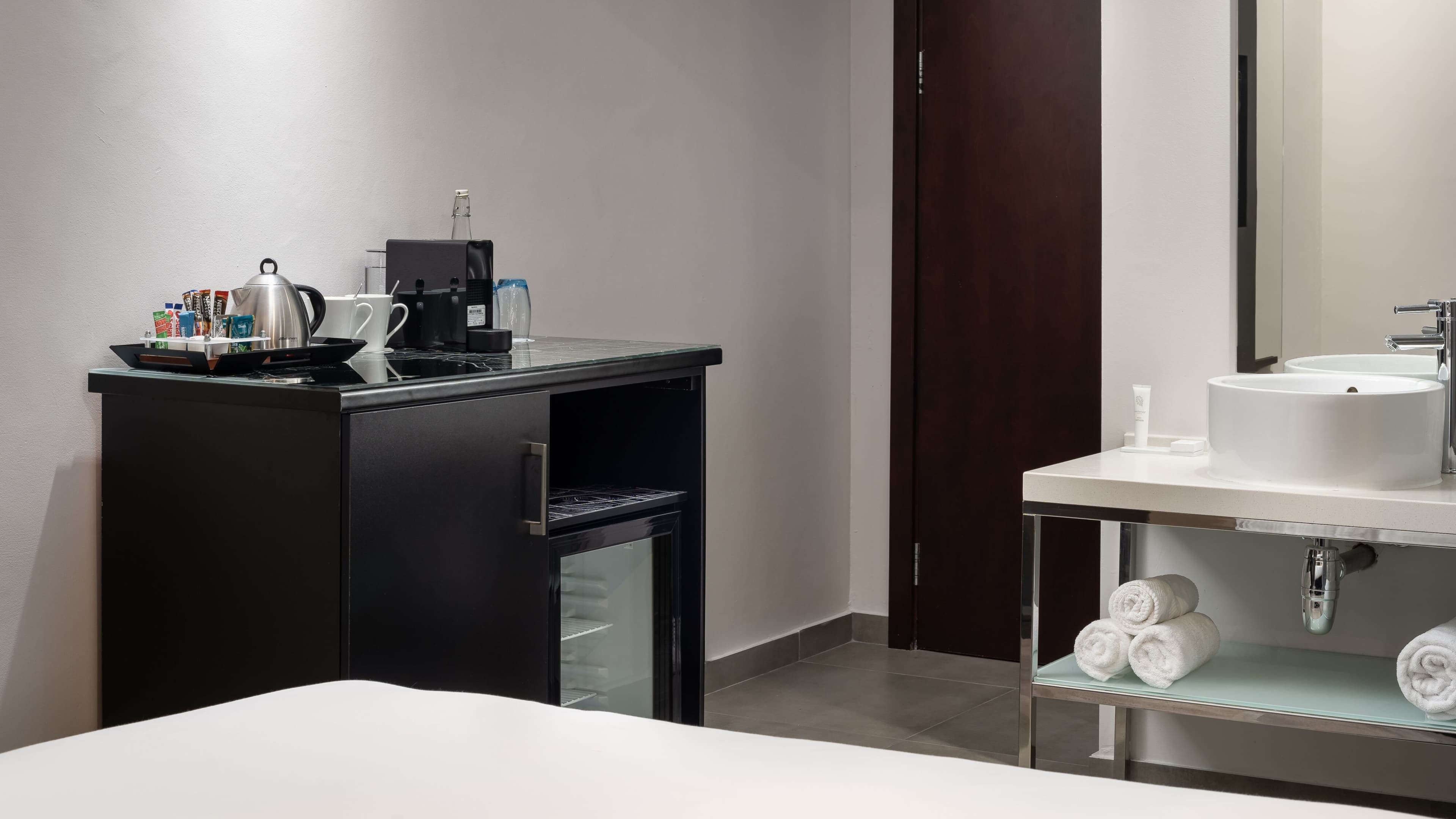 Larger Guest room - Image 4